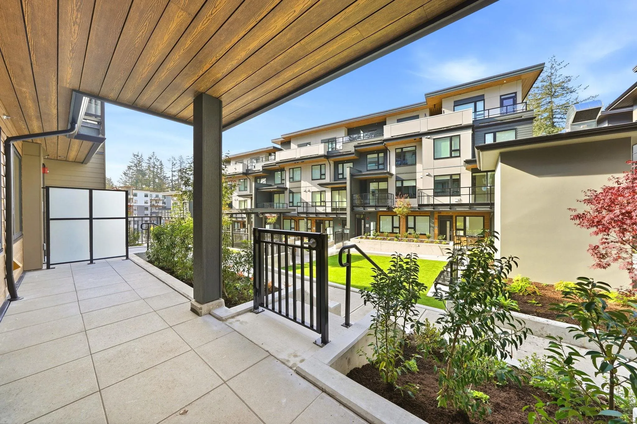950 Lytton Street #111
