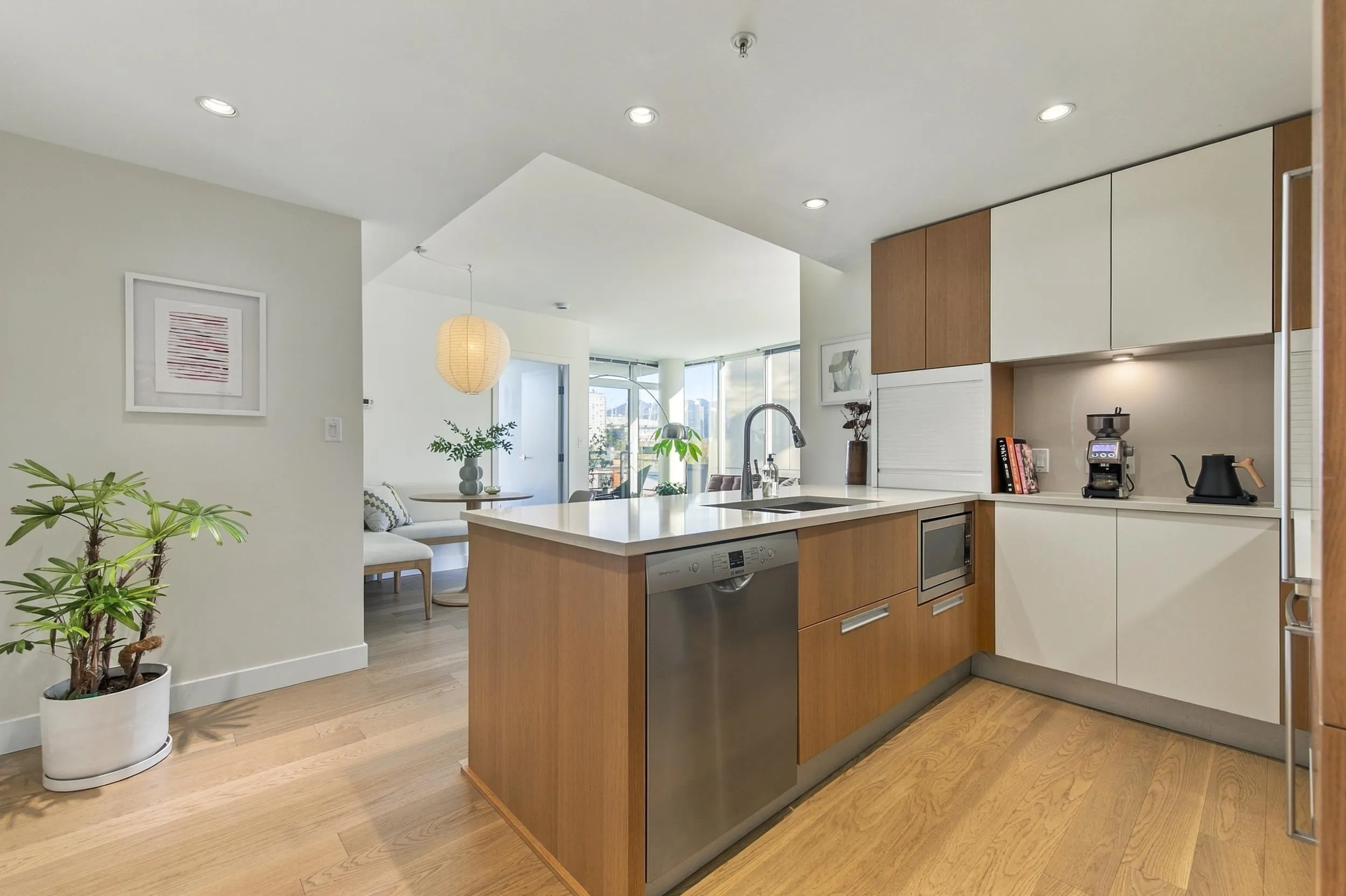288 W 1st Avenue #507