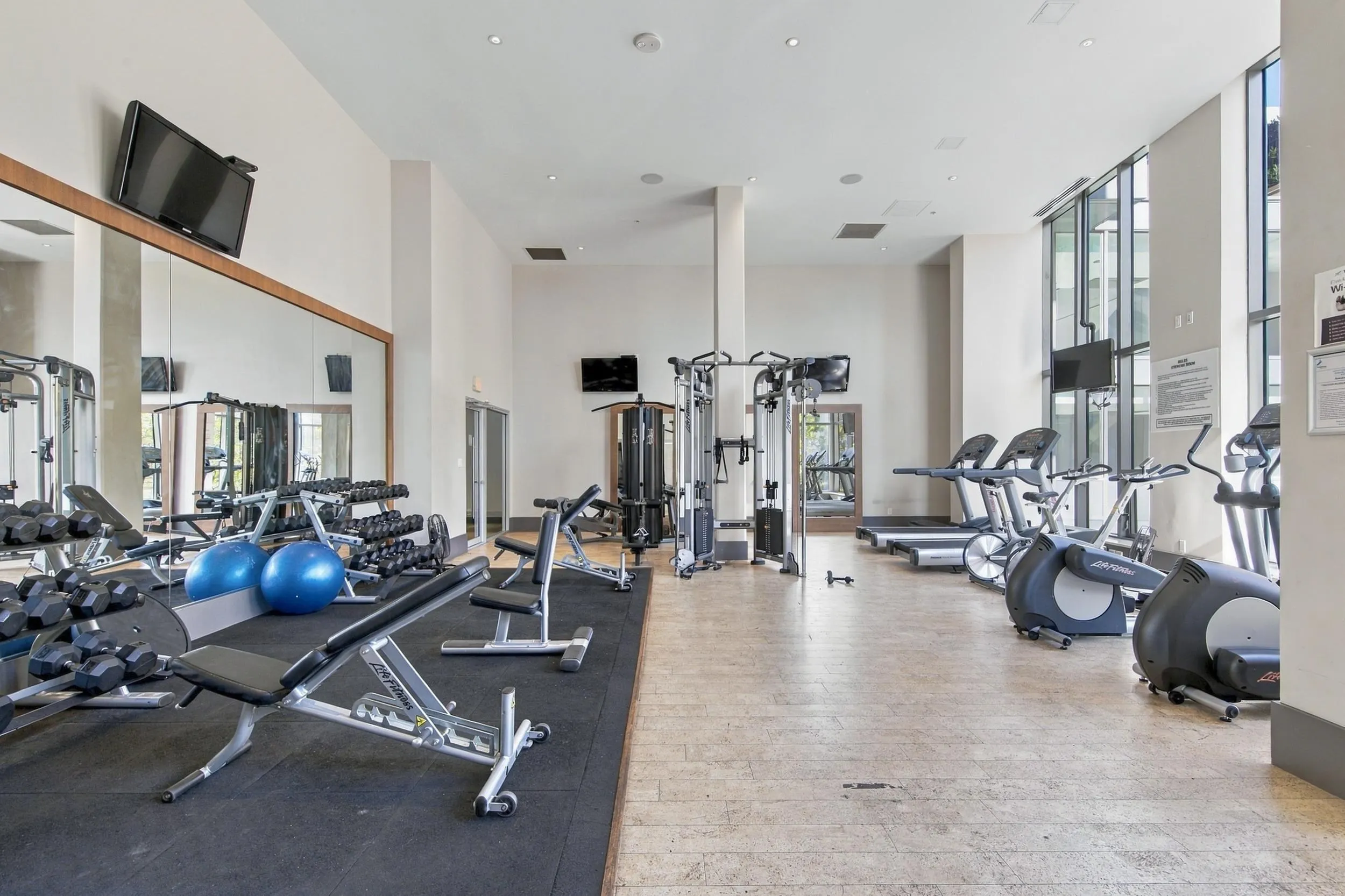 288 W 1st Avenue #507