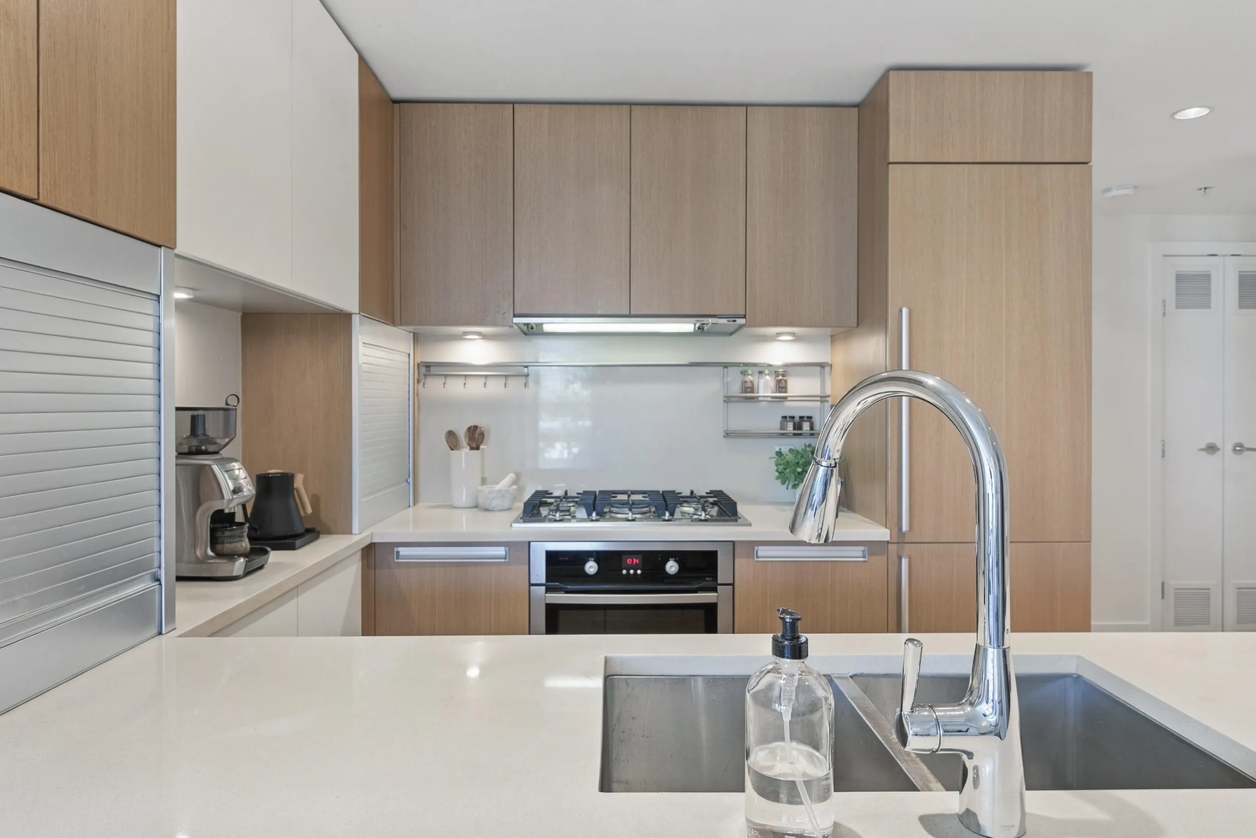 288 W 1st Avenue #507