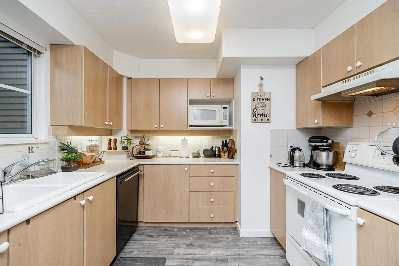 1120 Bennet Drive
