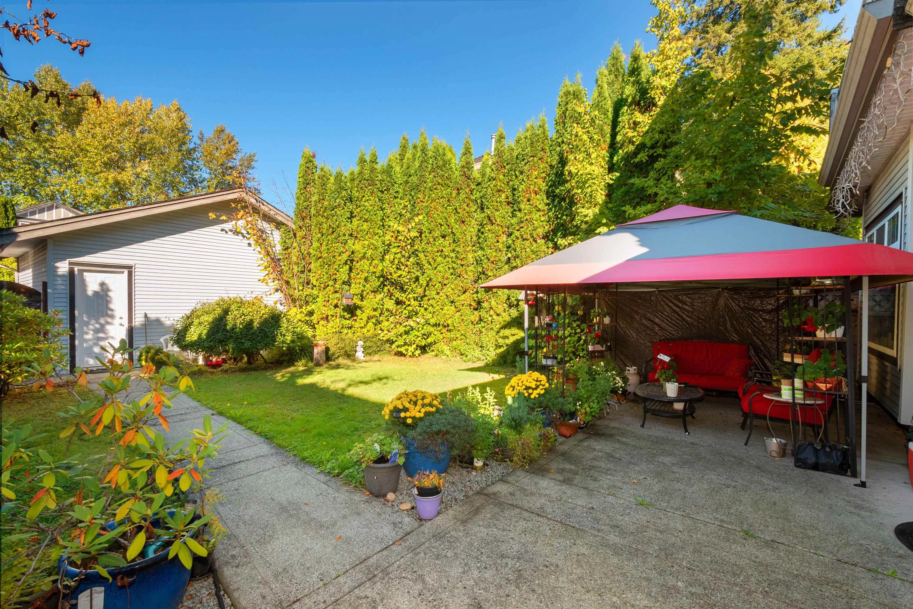 607 Sunset Avenue