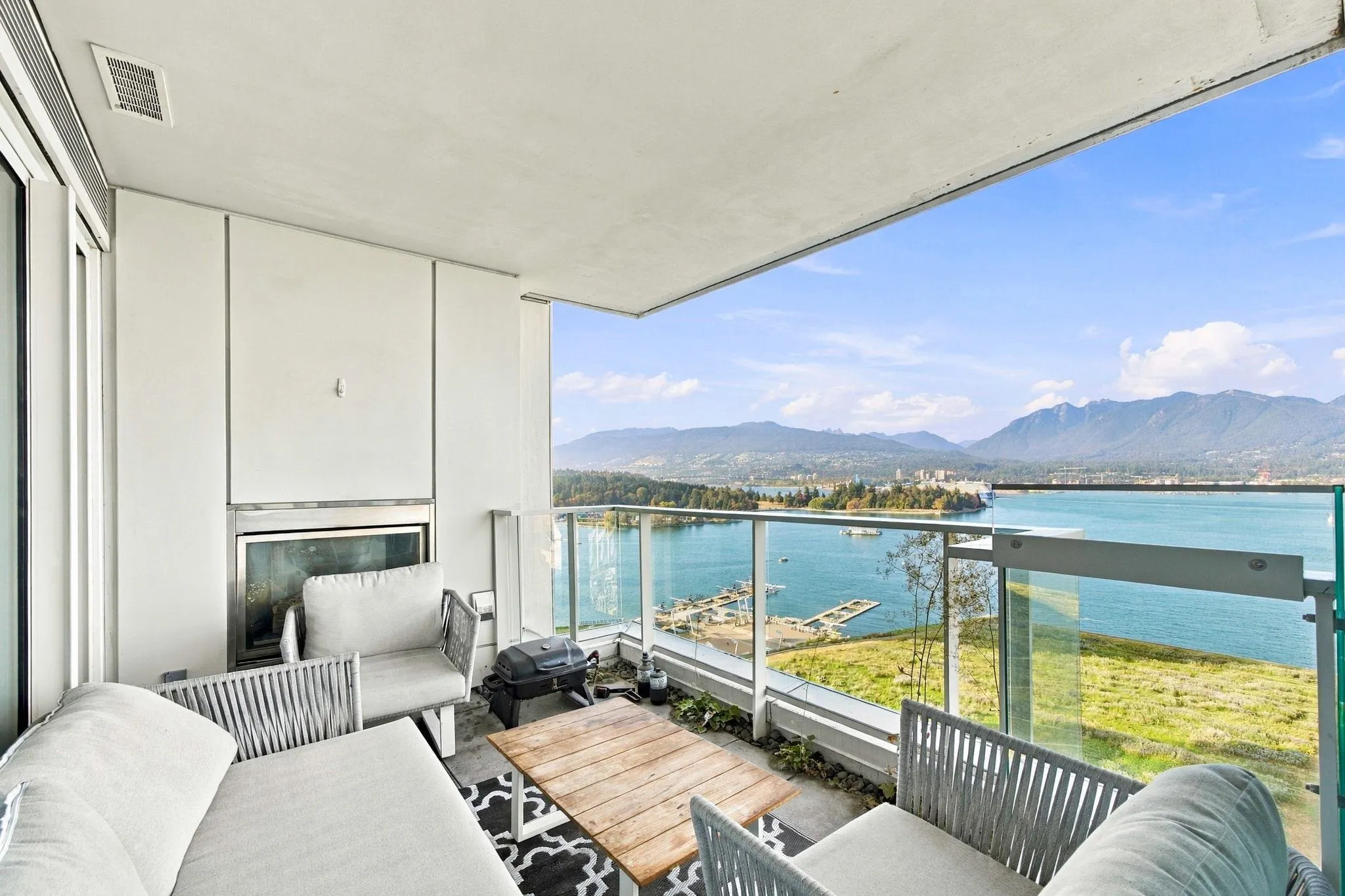 1011 W Cordova Street #2301