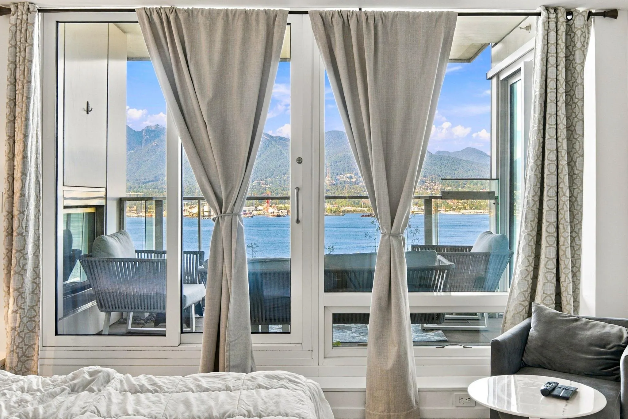 1011 W Cordova Street #2301
