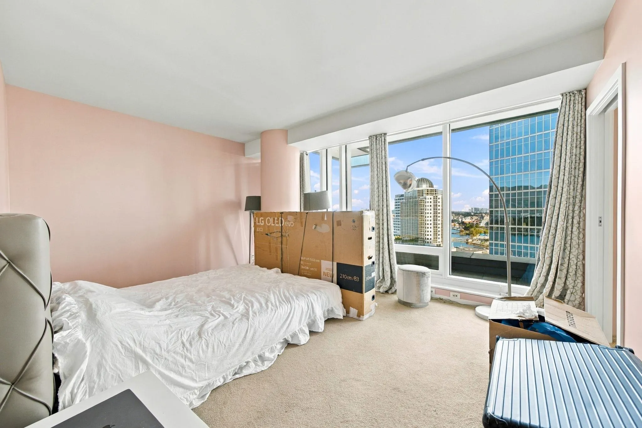 1011 W Cordova Street #2301