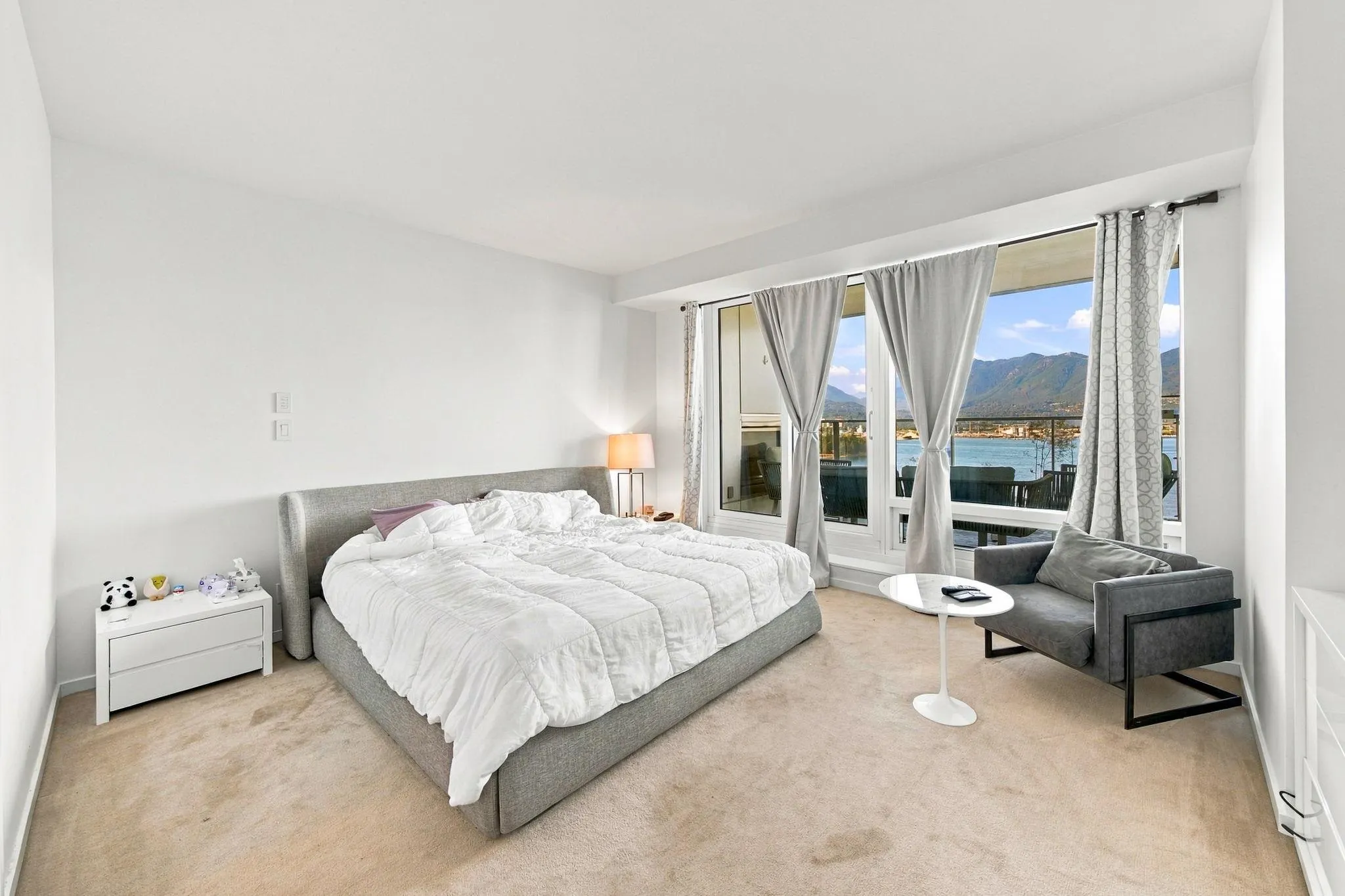 1011 W Cordova Street #2301
