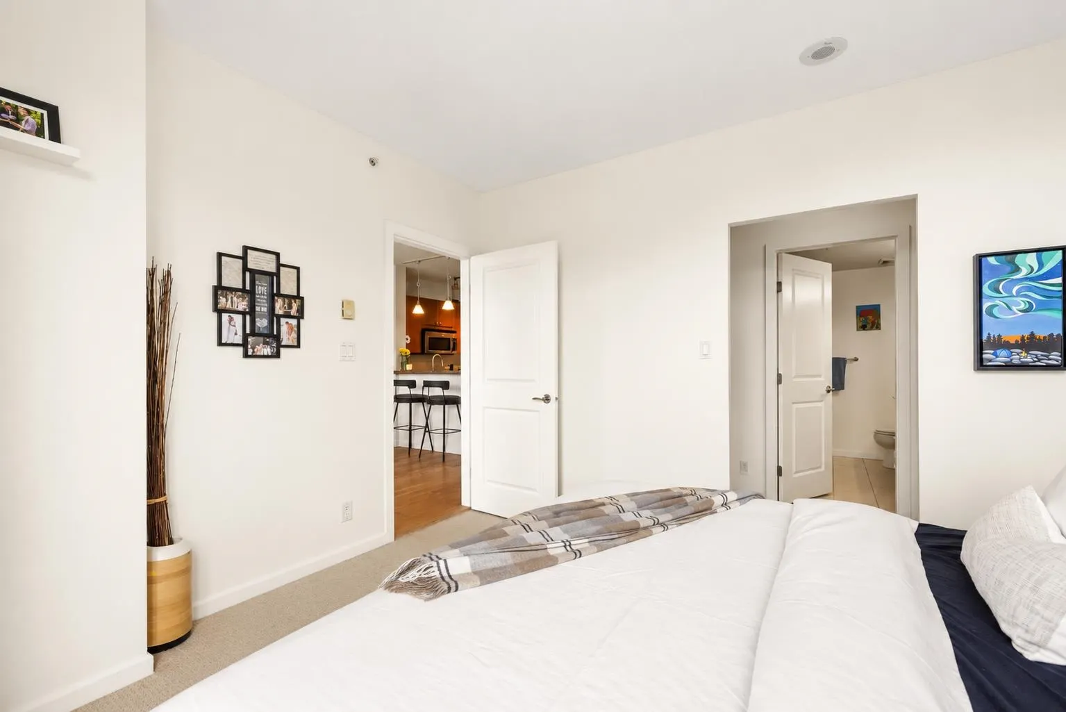 15 E Royal Avenue #1105