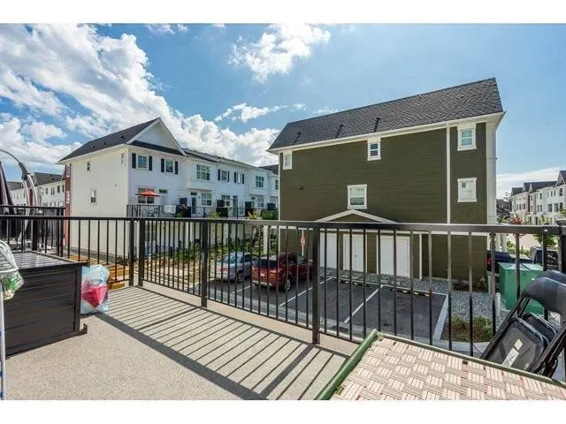 27735 Roundhouse Drive #32