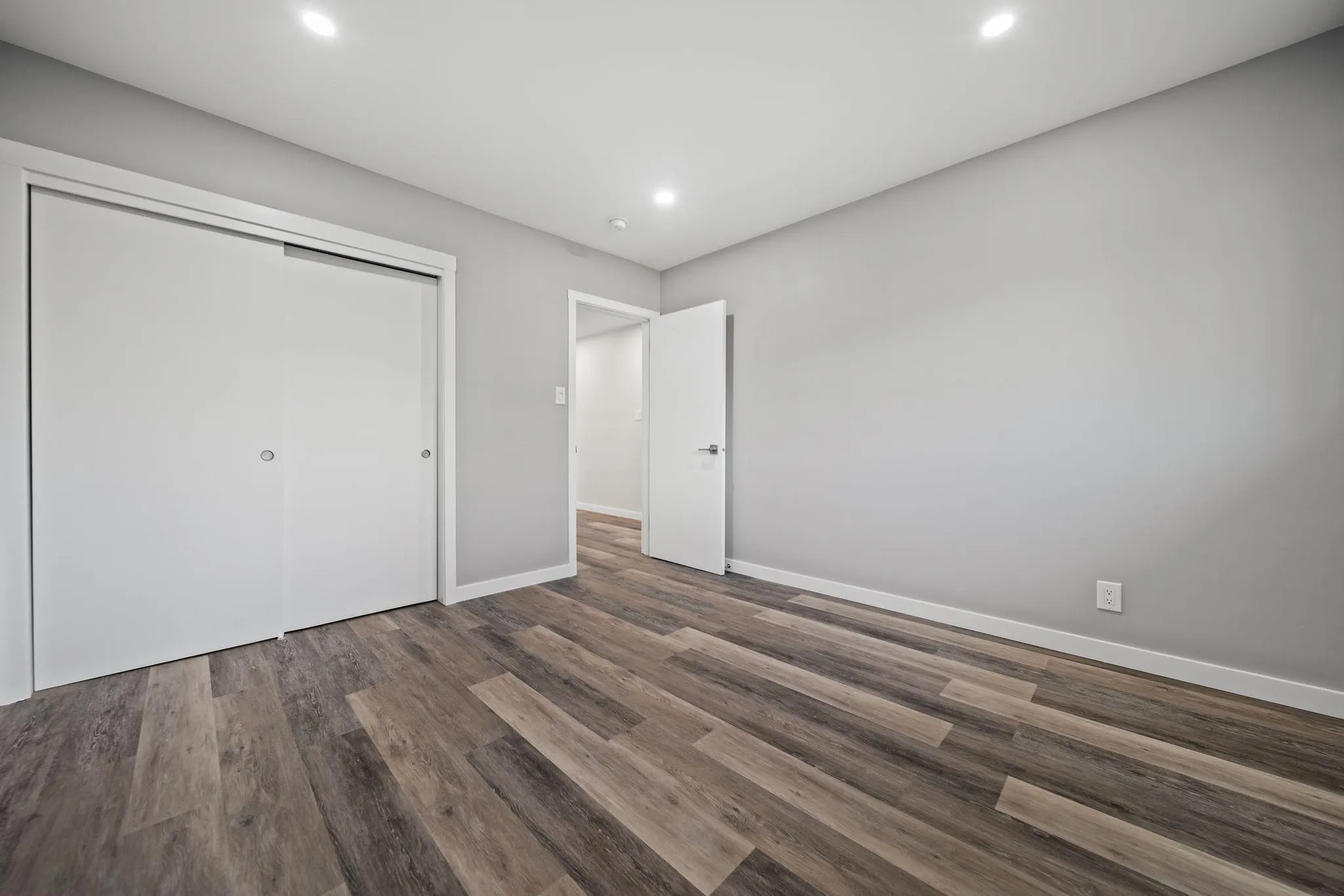 338 W 21st Street