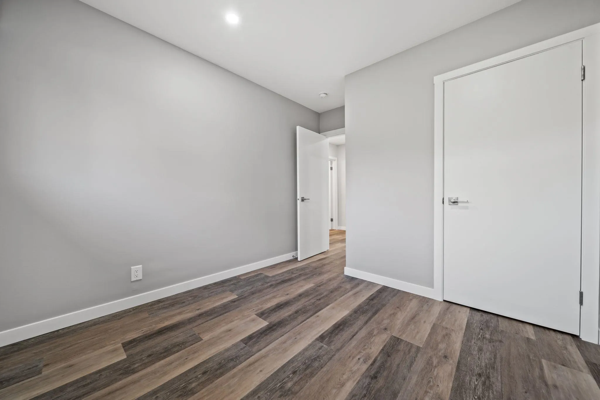 338 W 21st Street