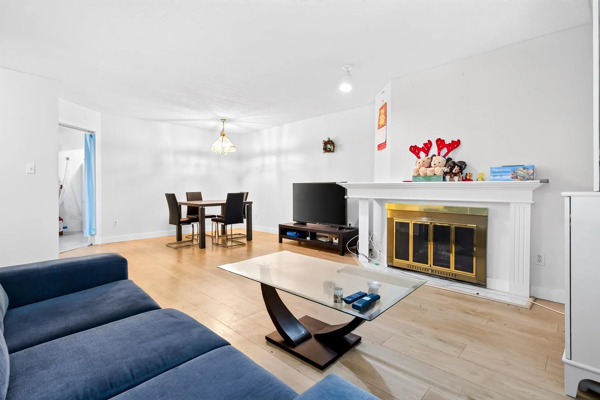 7560 Moffatt Road #104