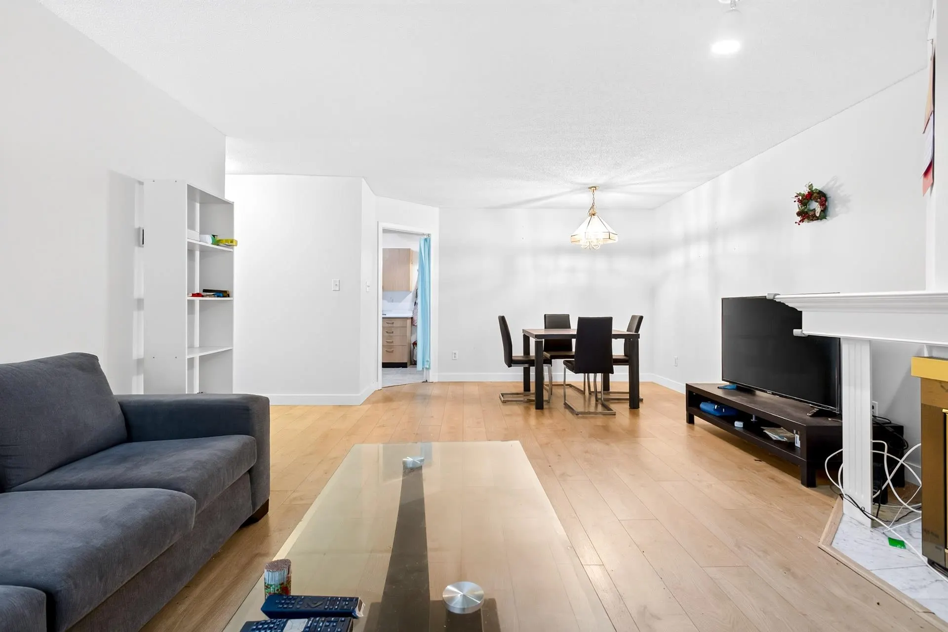 7560 Moffatt Road #104