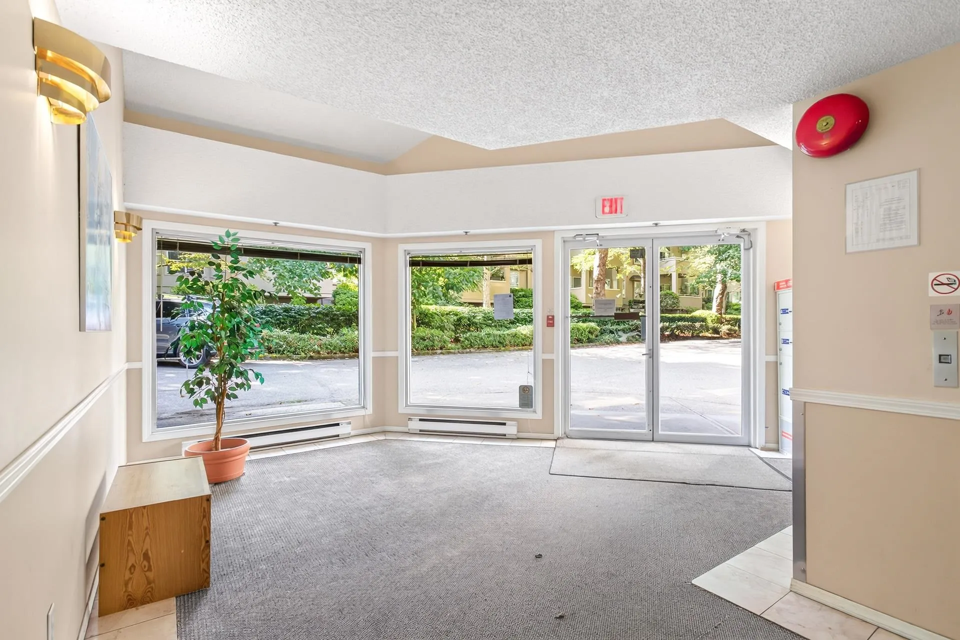7560 Moffatt Road #104