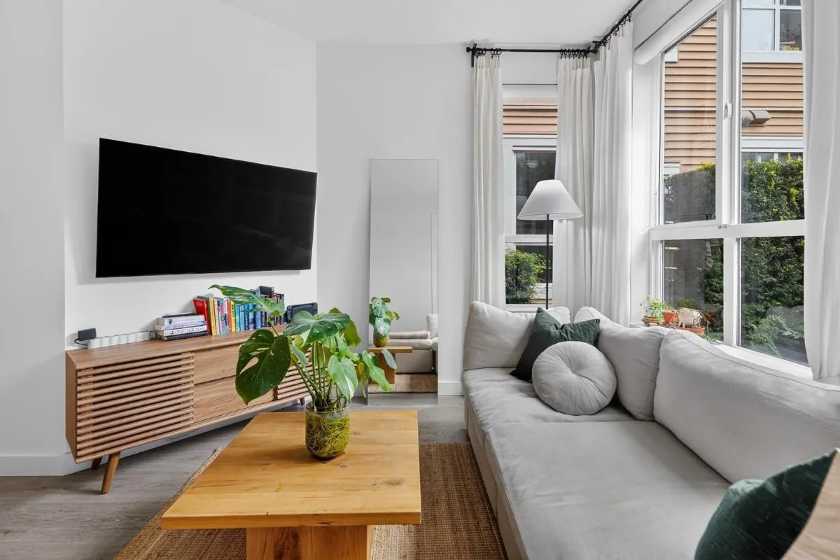 611 Regan Avenue #103