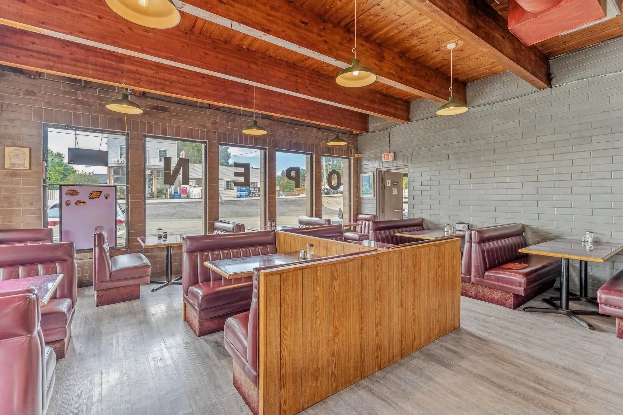 37191 Lougheed Highway