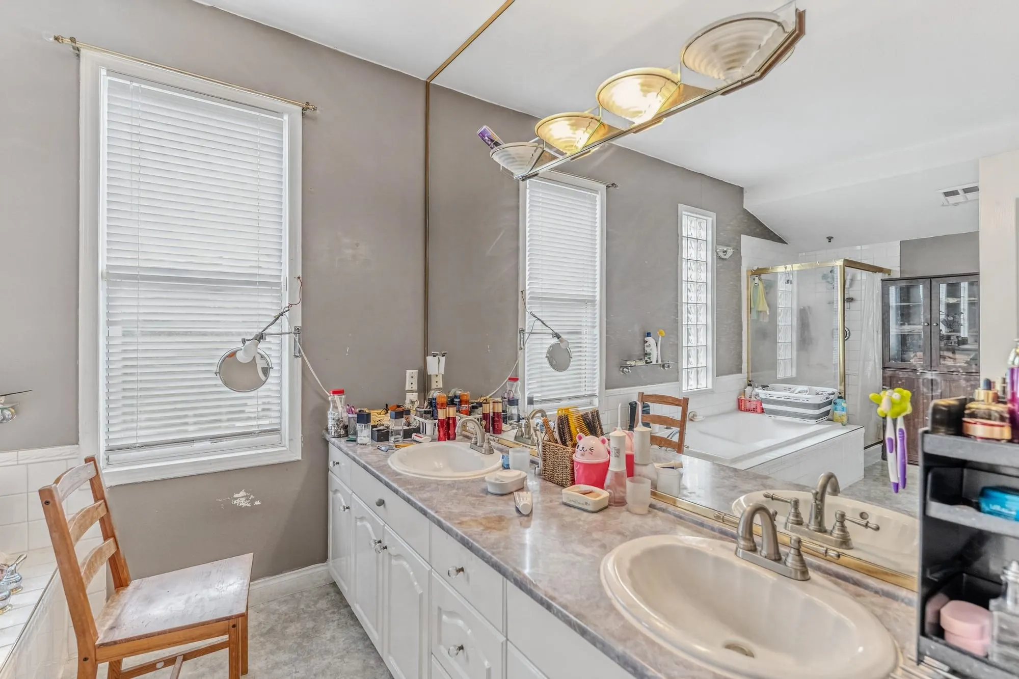 37191 Lougheed Highway