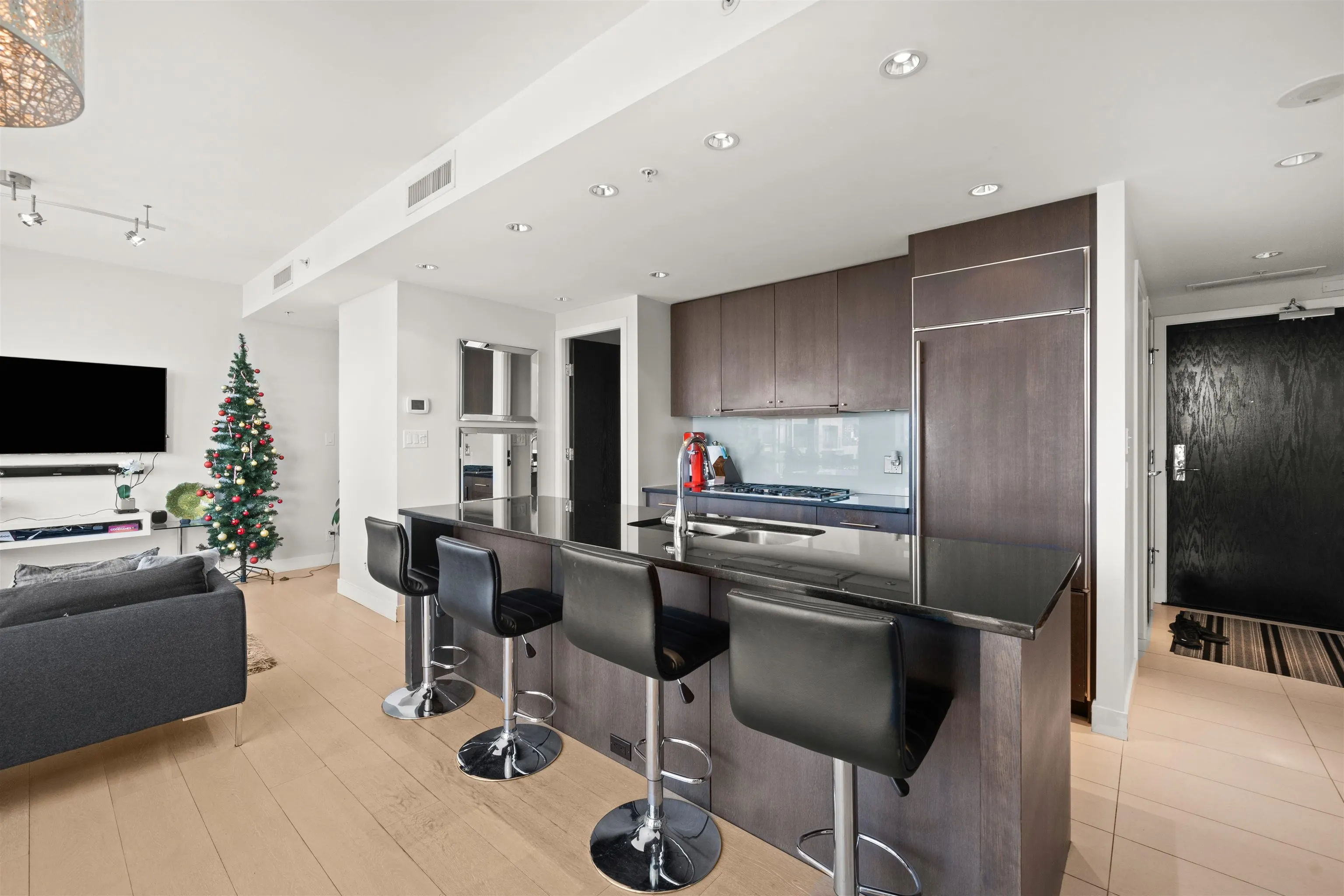 1455 Howe Street #1701