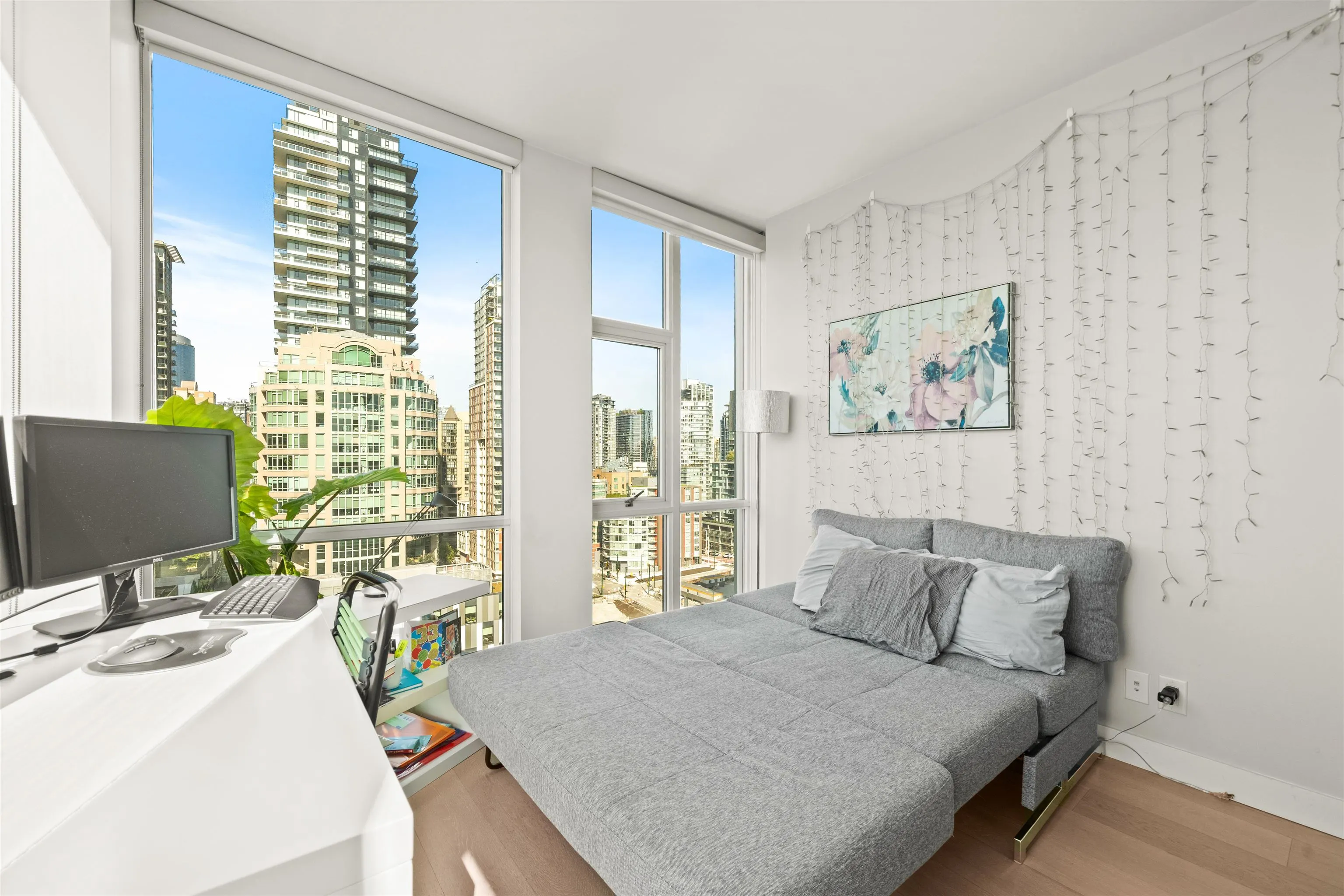 1455 Howe Street #1701