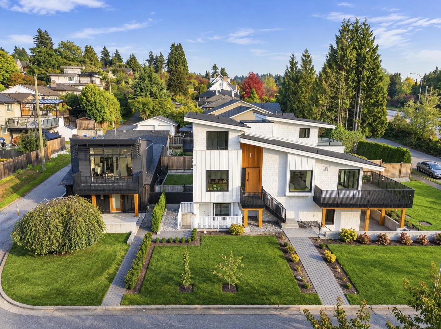 366 W 25th Street