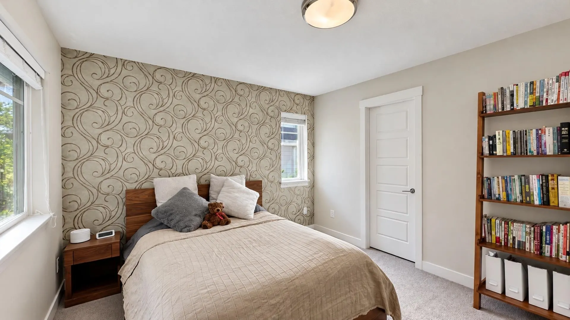 1219 Burke Mountain Street #25