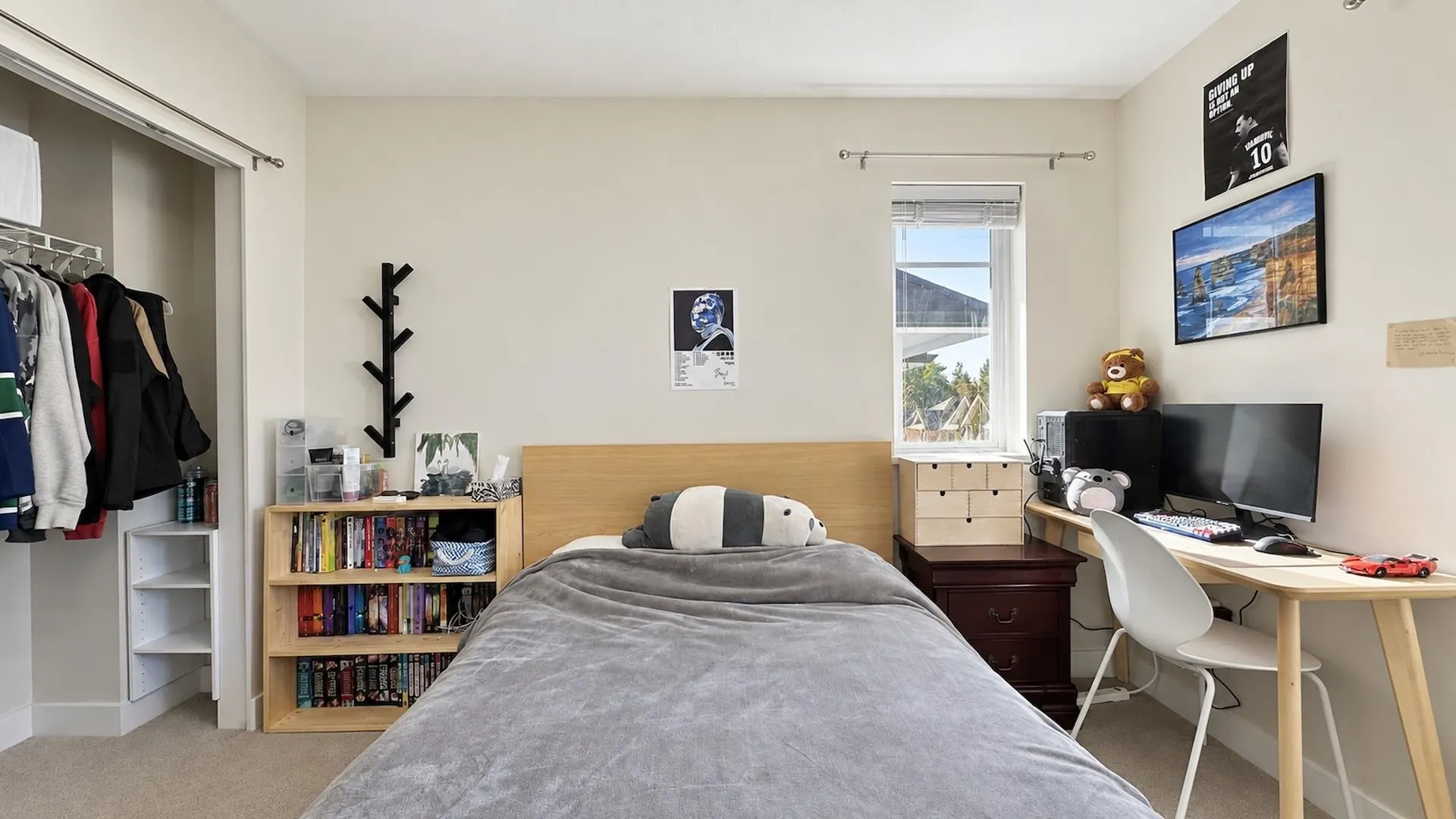 1219 Burke Mountain Street #25