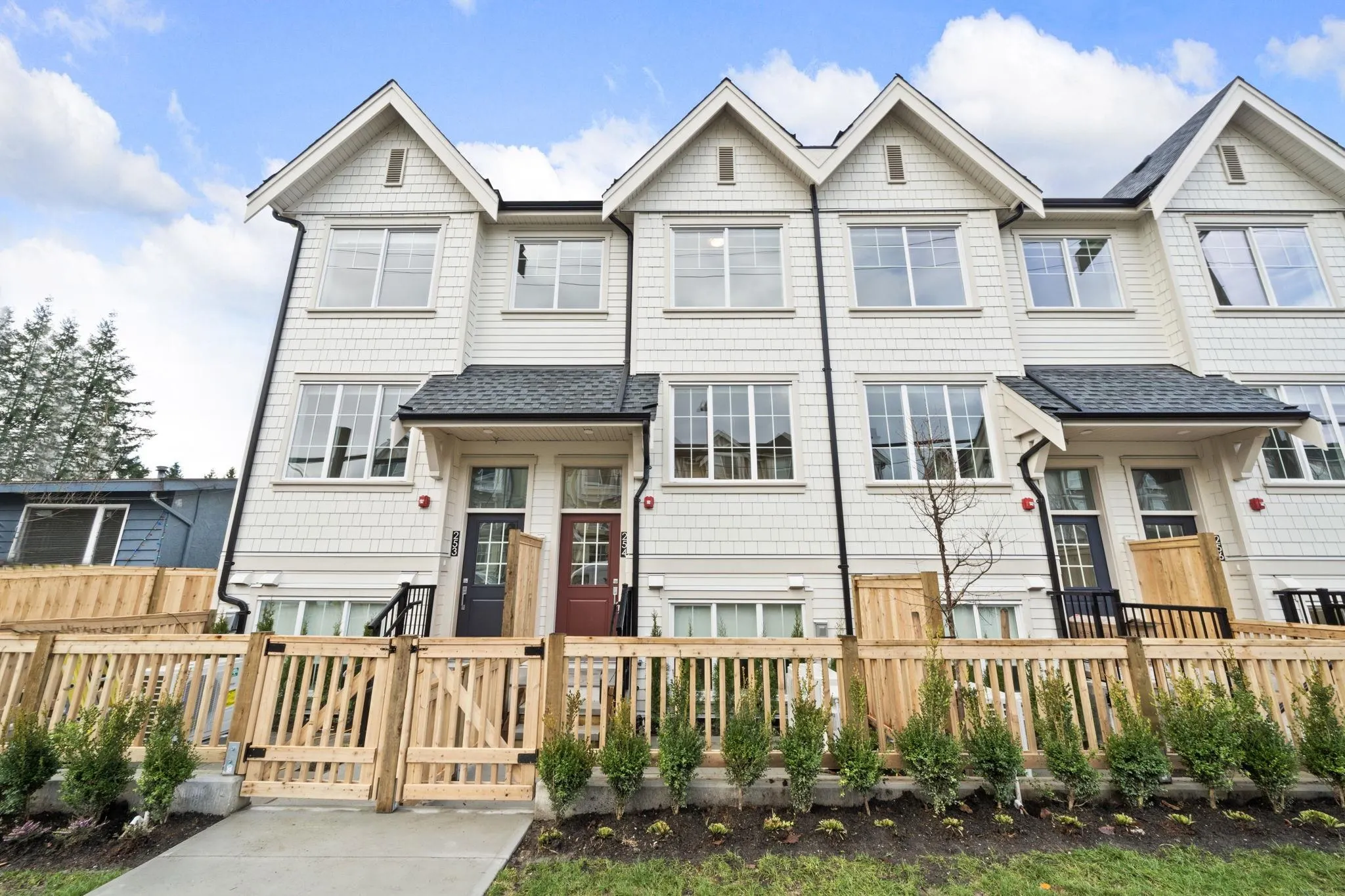 720 Robinson Street #254