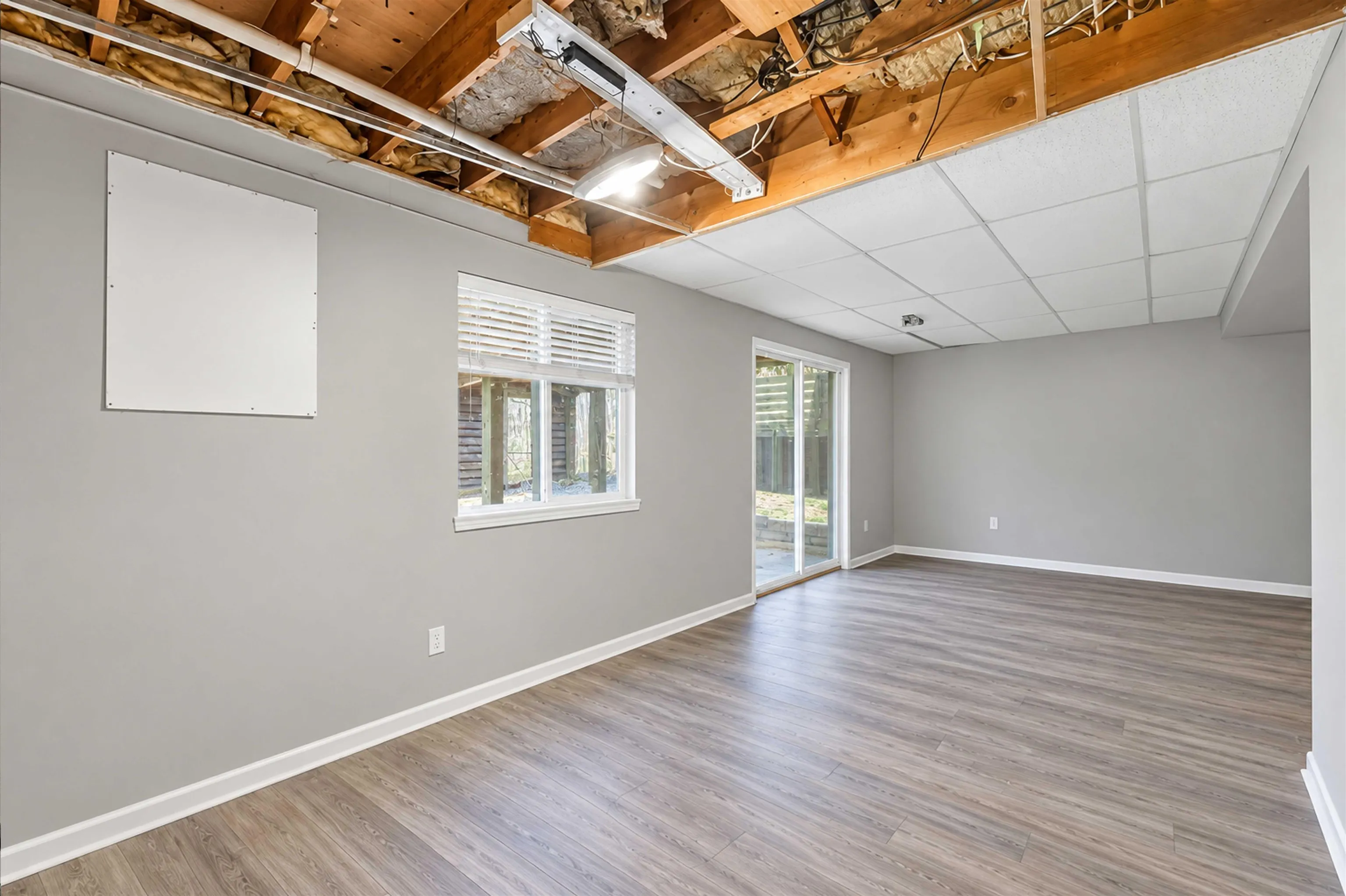3743 Nanaimo Crescent