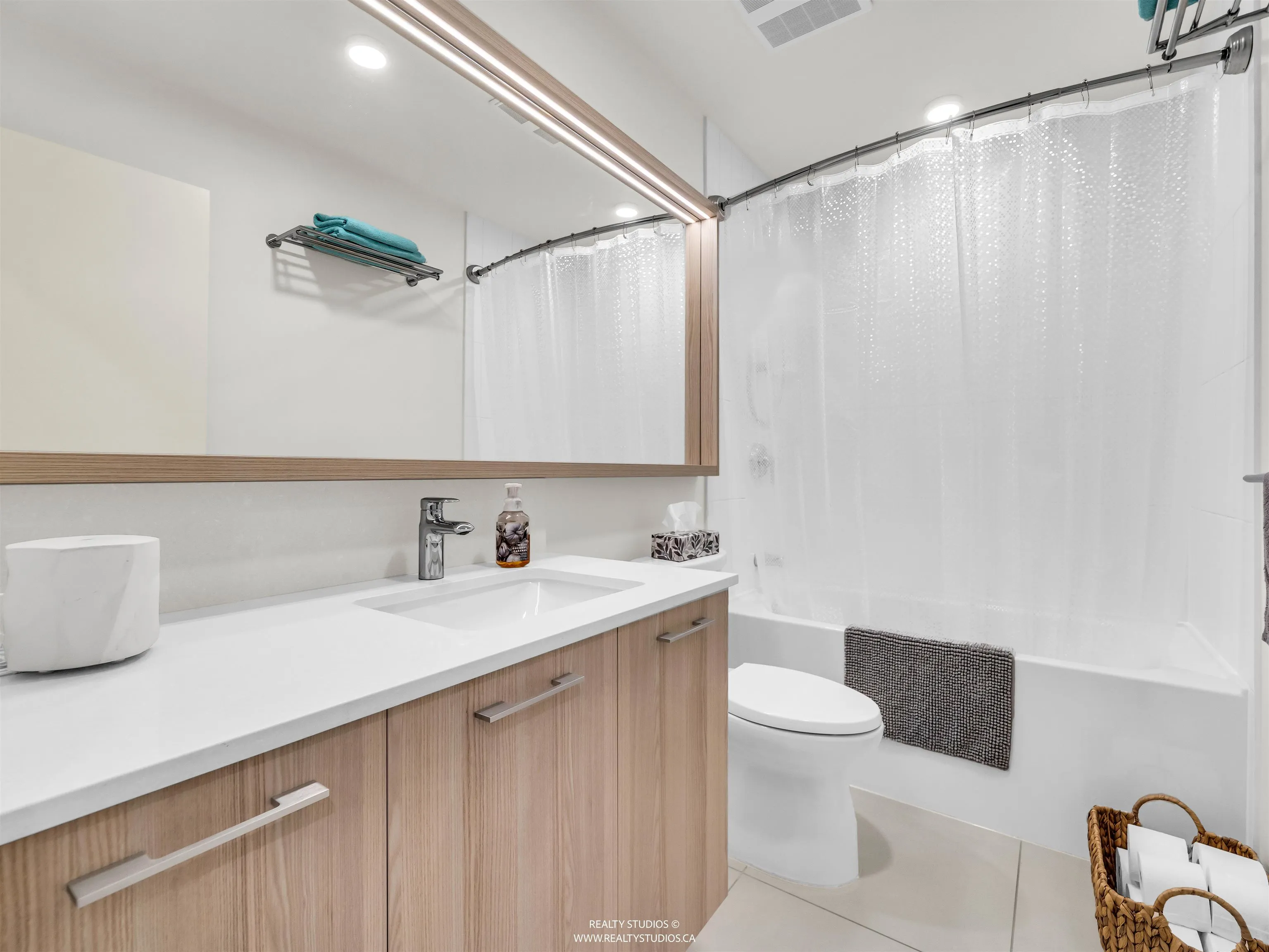 735 Anskar Court #102