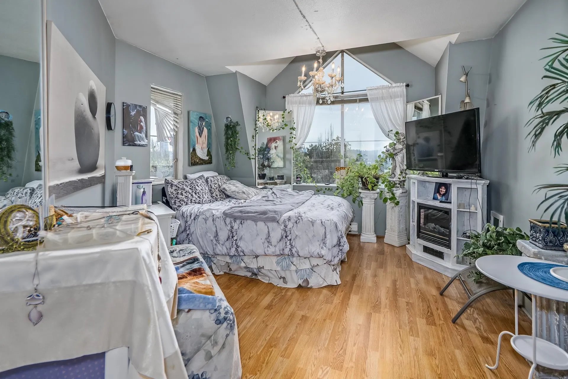 918 Roderick Avenue #113