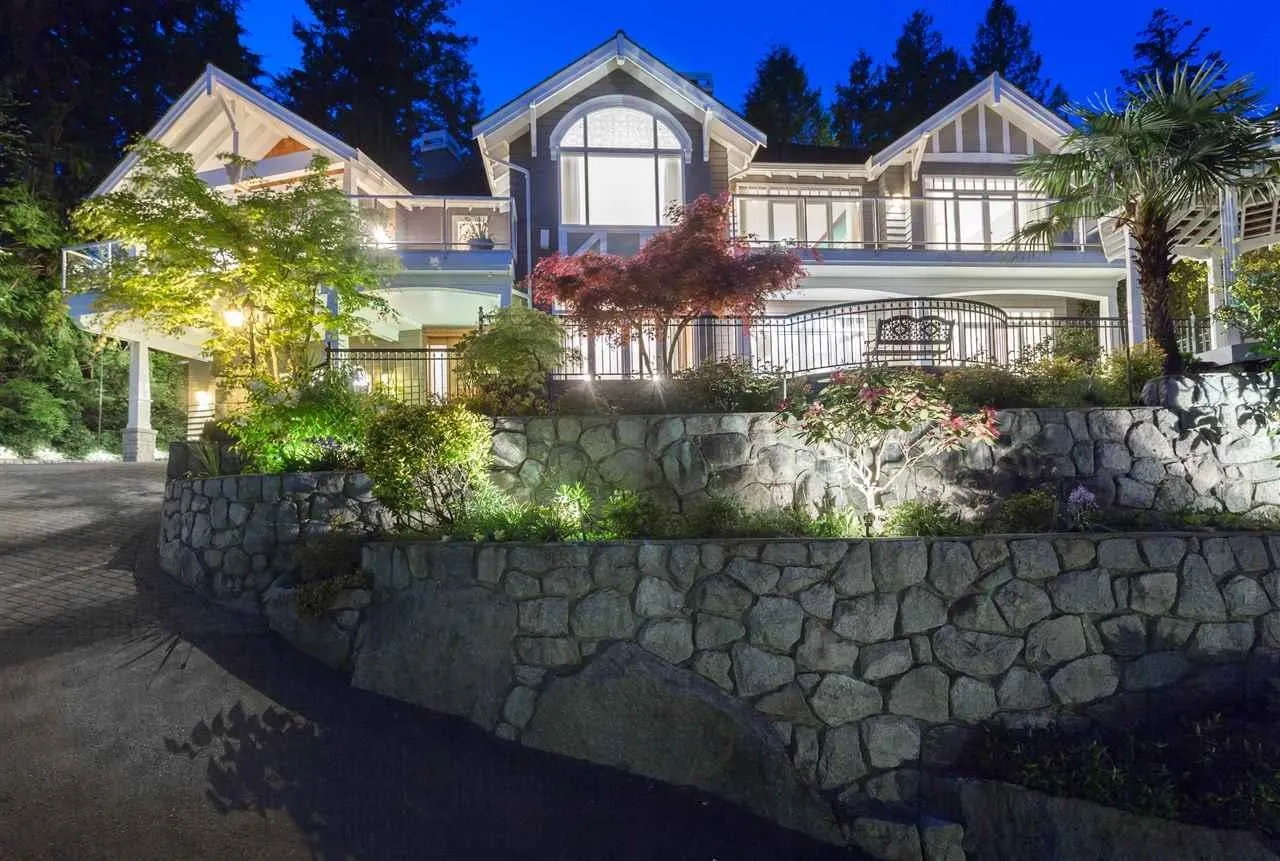 3395 Thompson Crescent