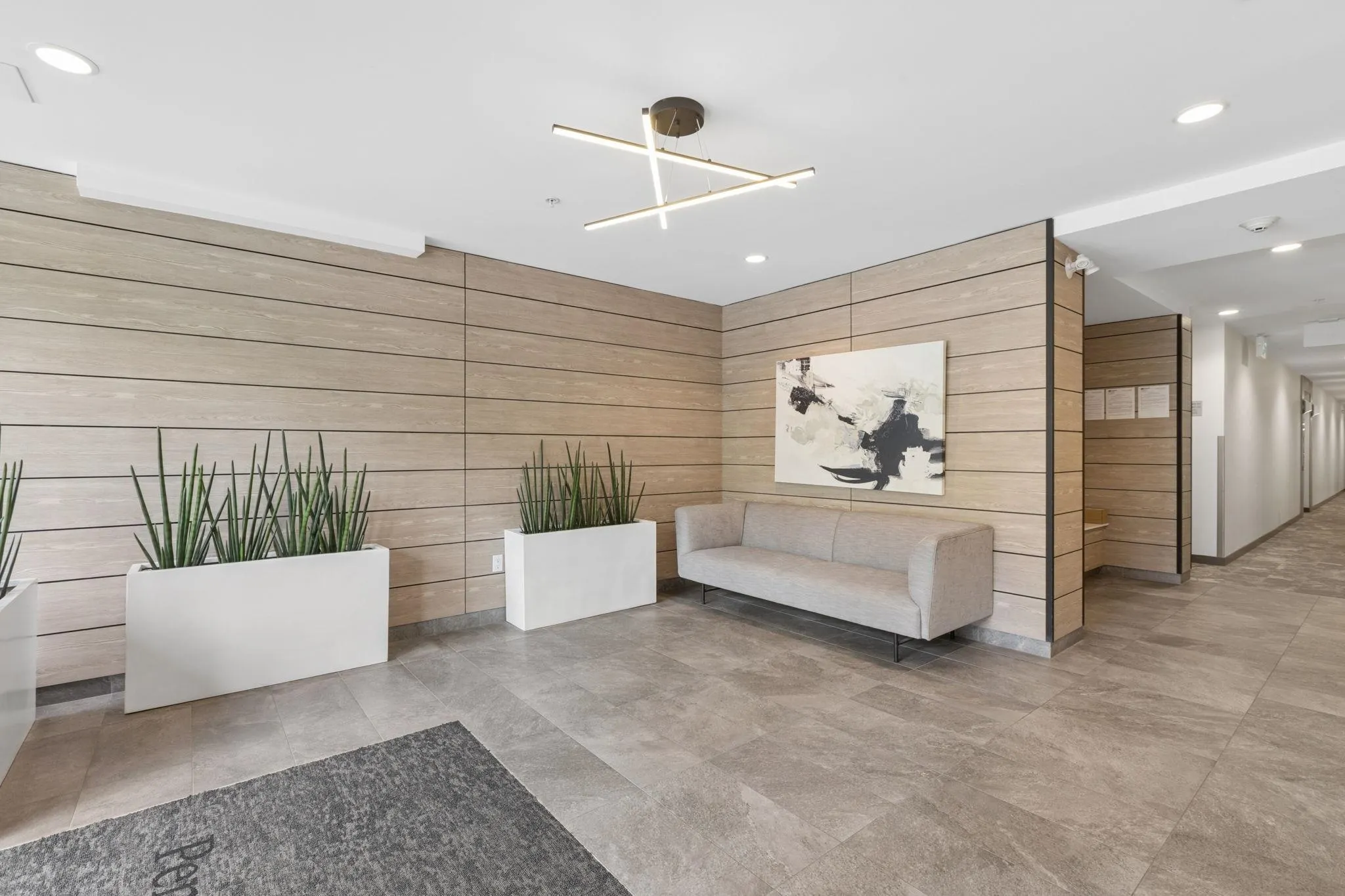 715 W 15th Street #209