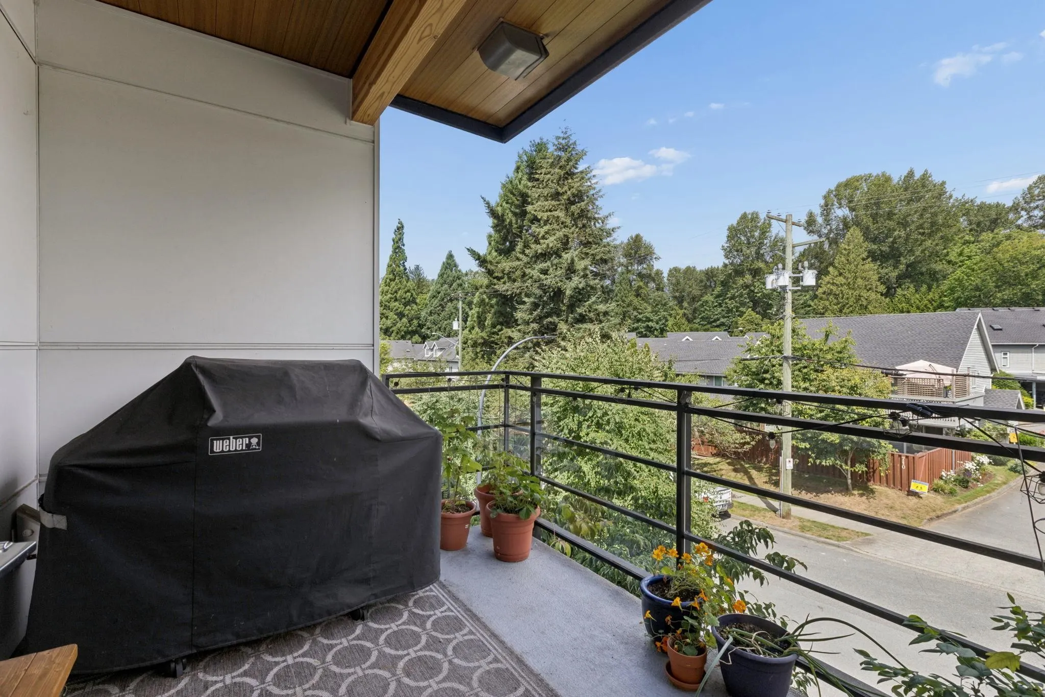 715 W 15th Street #209