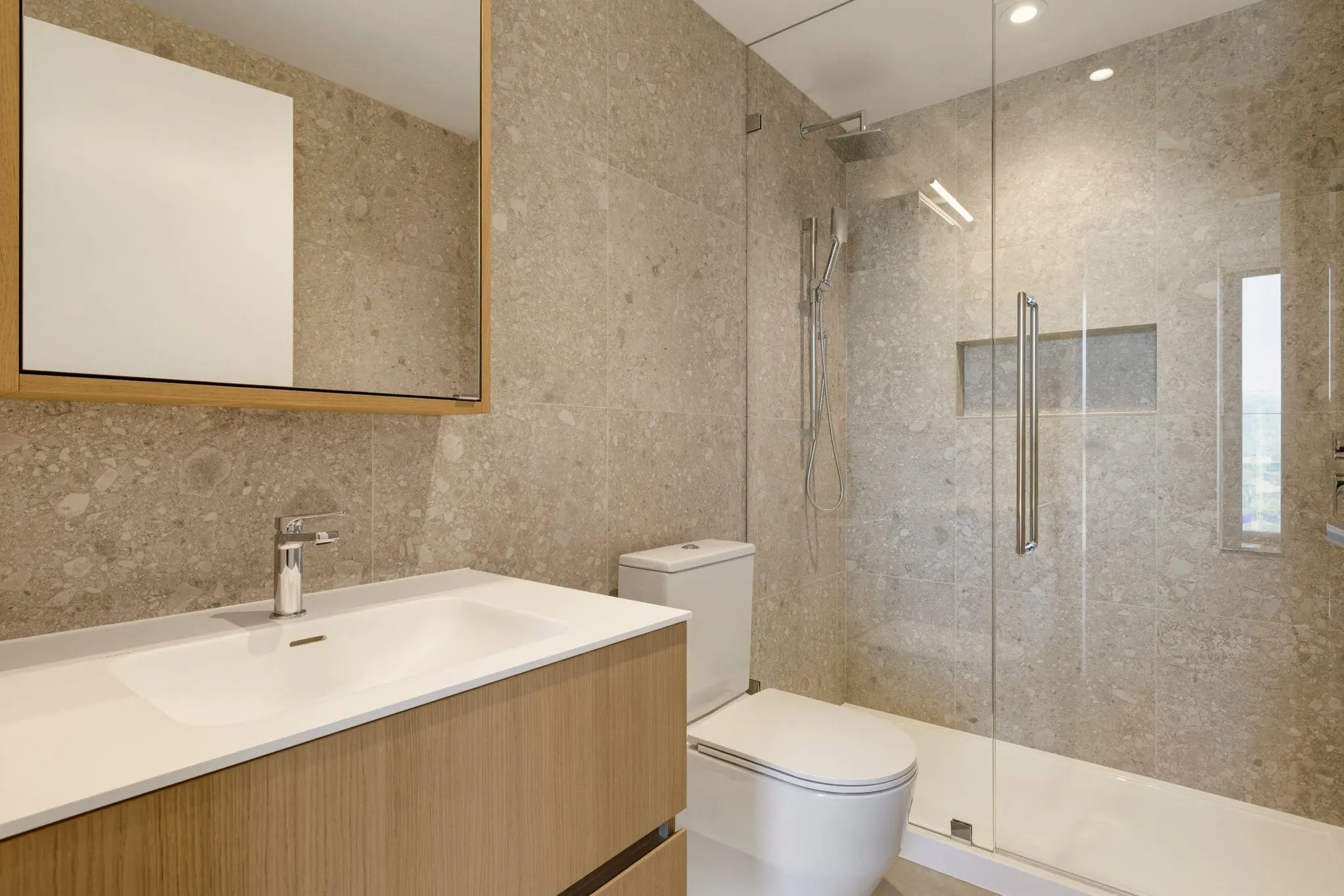 1530 W 6th Avenue #702