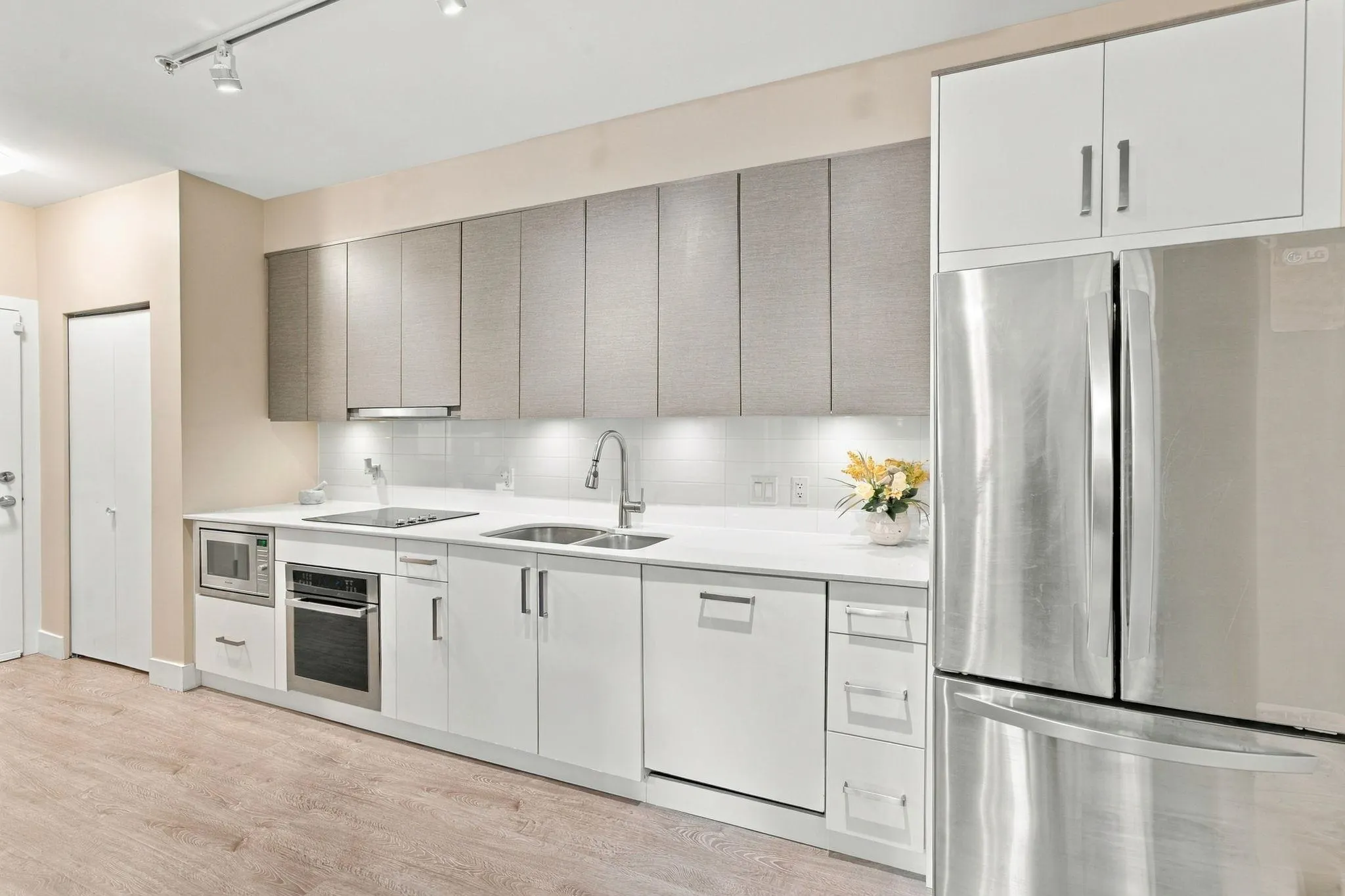 809 Fourth Avenue #103