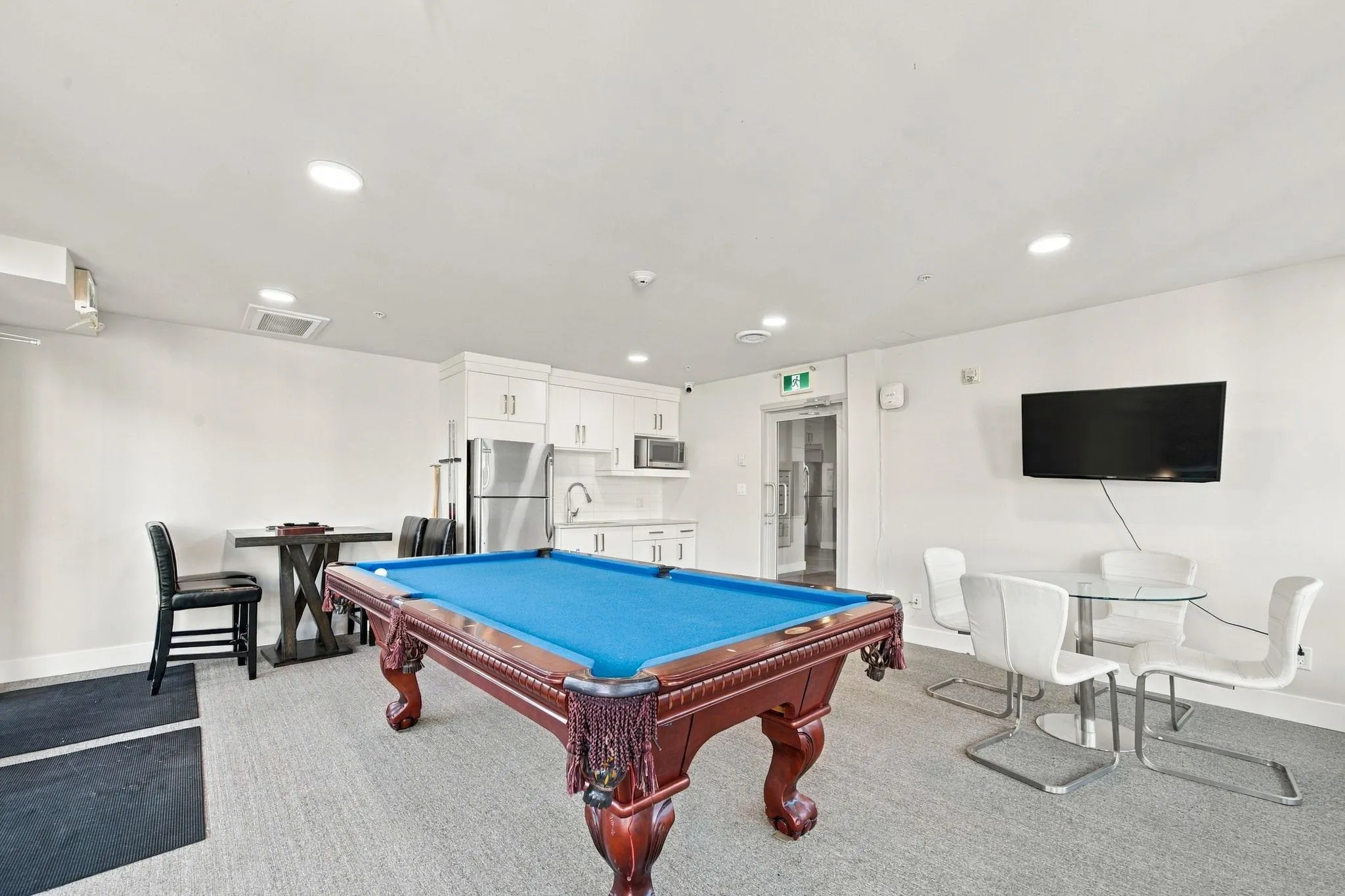 809 Fourth Avenue #103