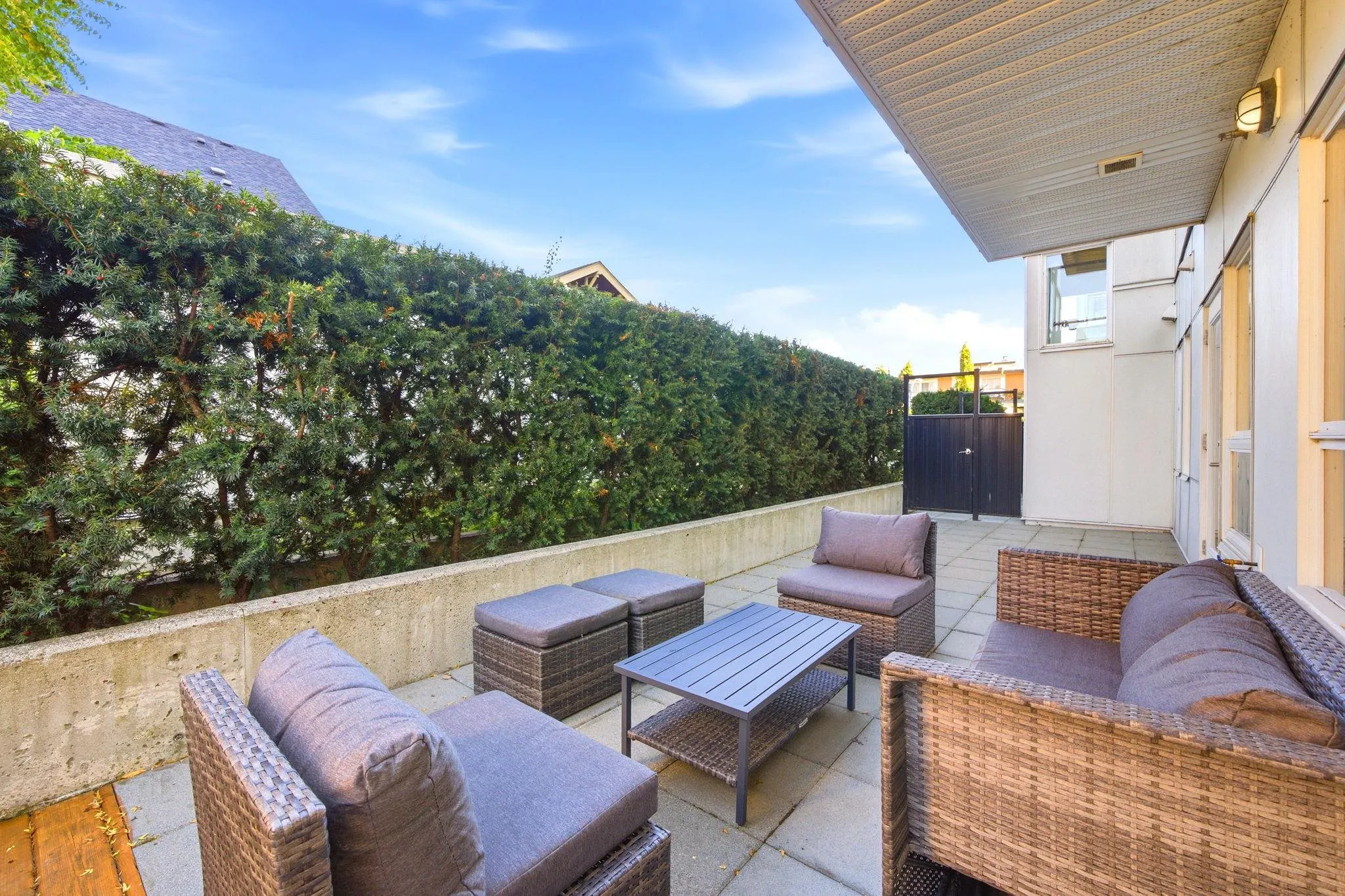 809 Fourth Avenue #103