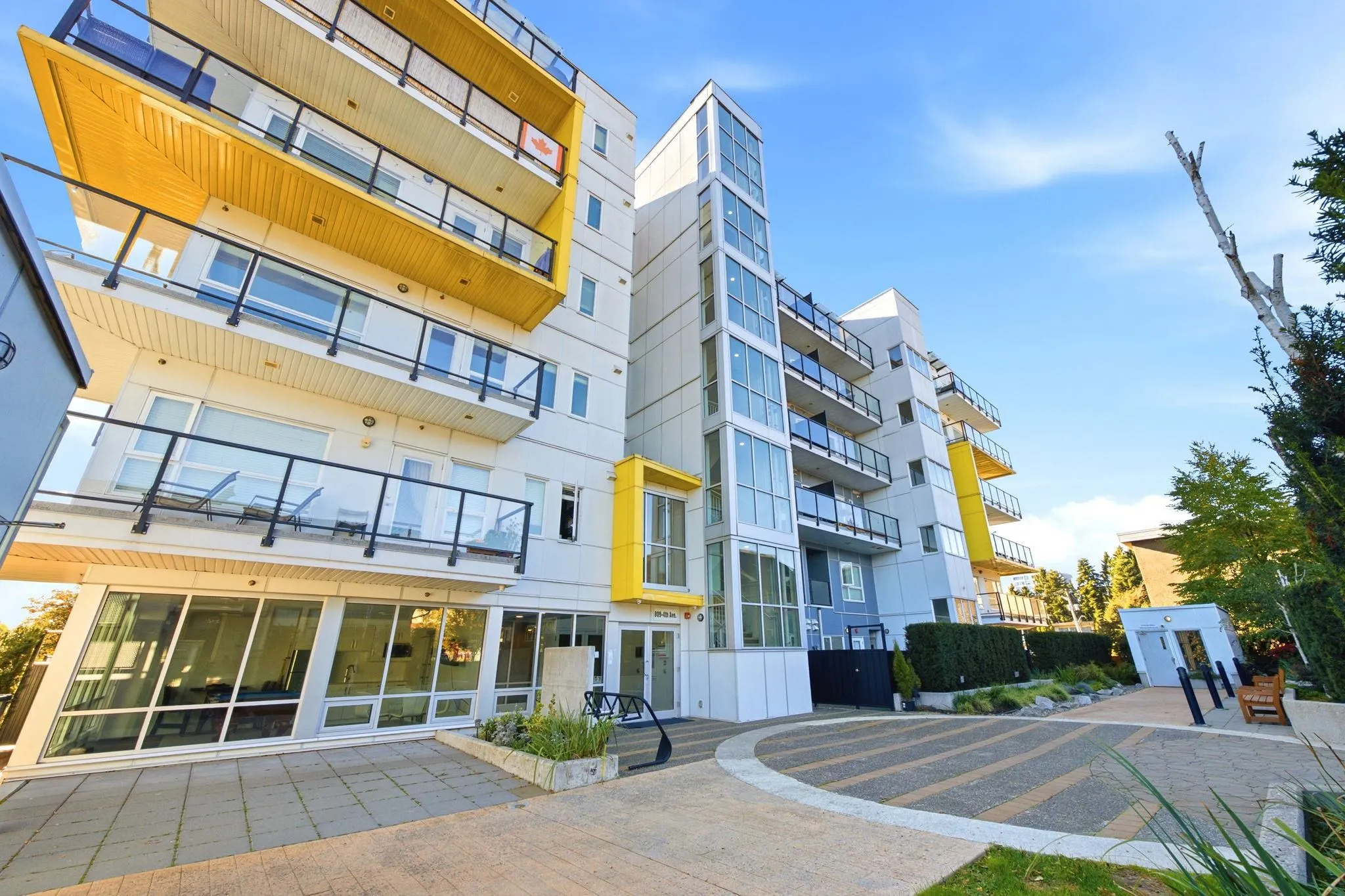 809 Fourth Avenue #103