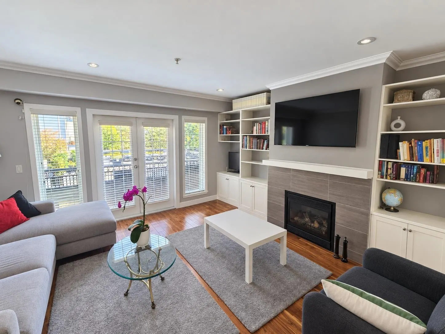 1137 Barclay Street #1