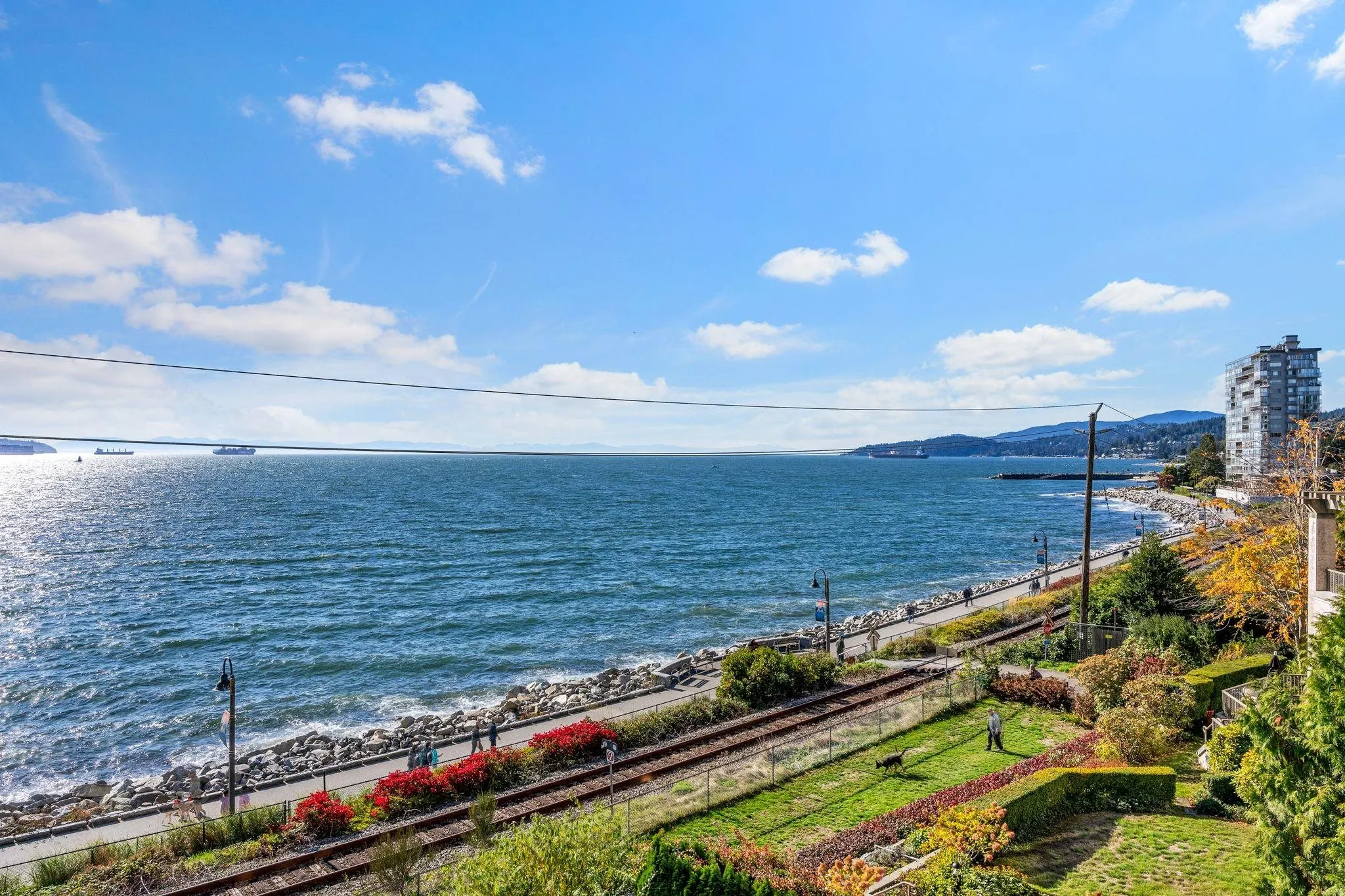 2280 Bellevue Avenue #103