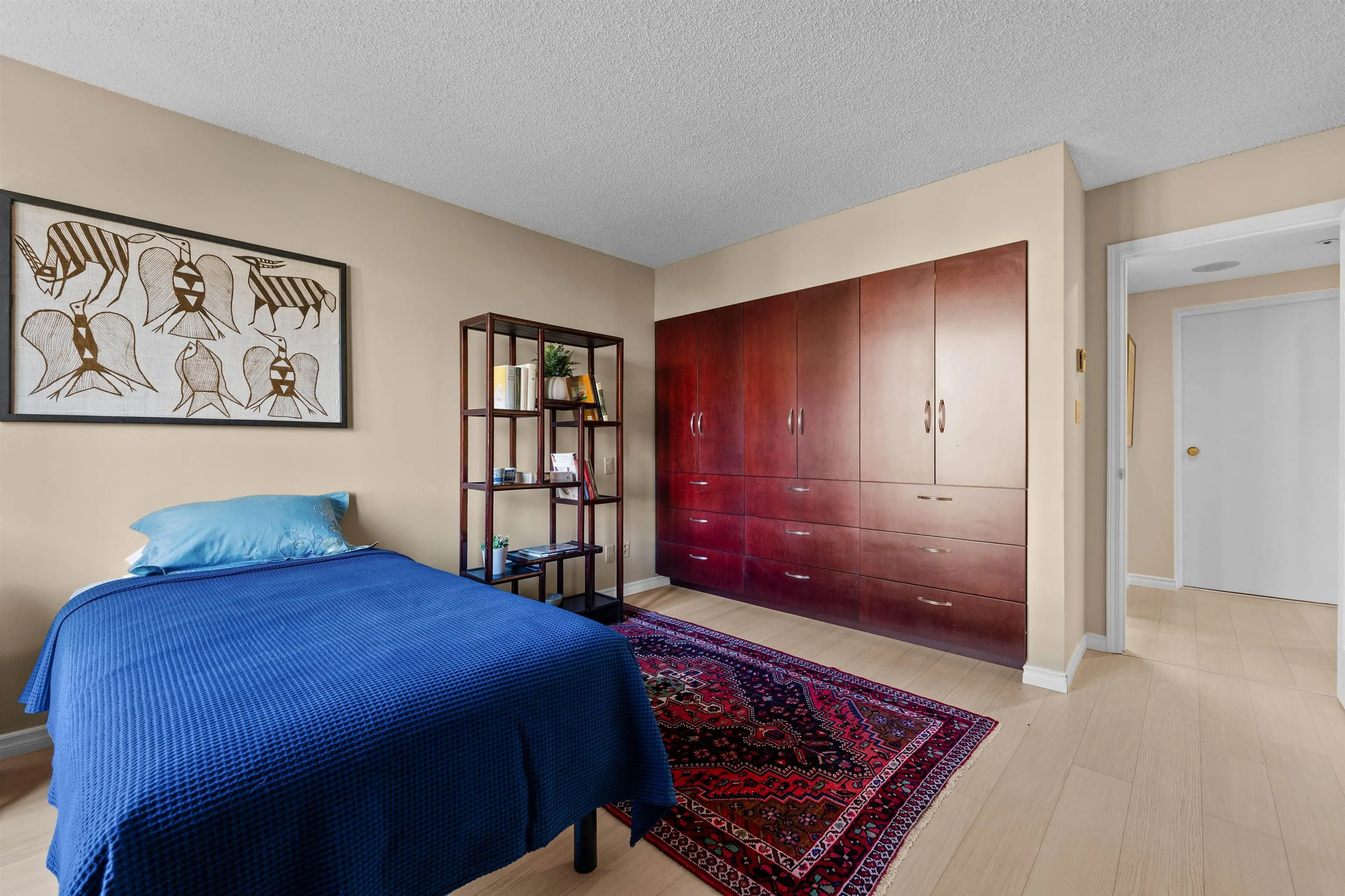 2280 Bellevue Avenue #103