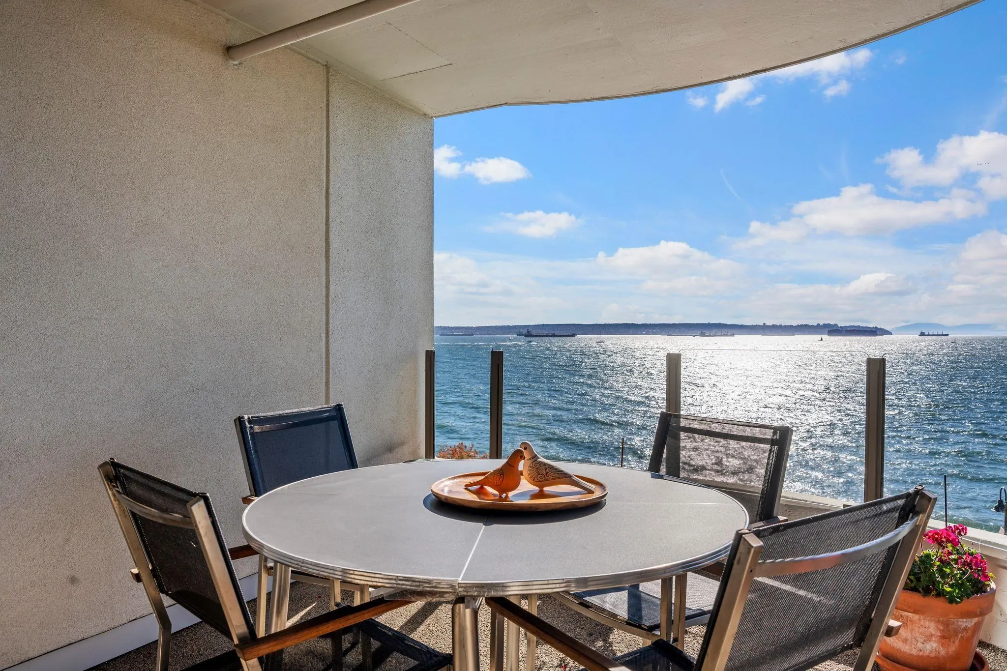 2280 Bellevue Avenue #103