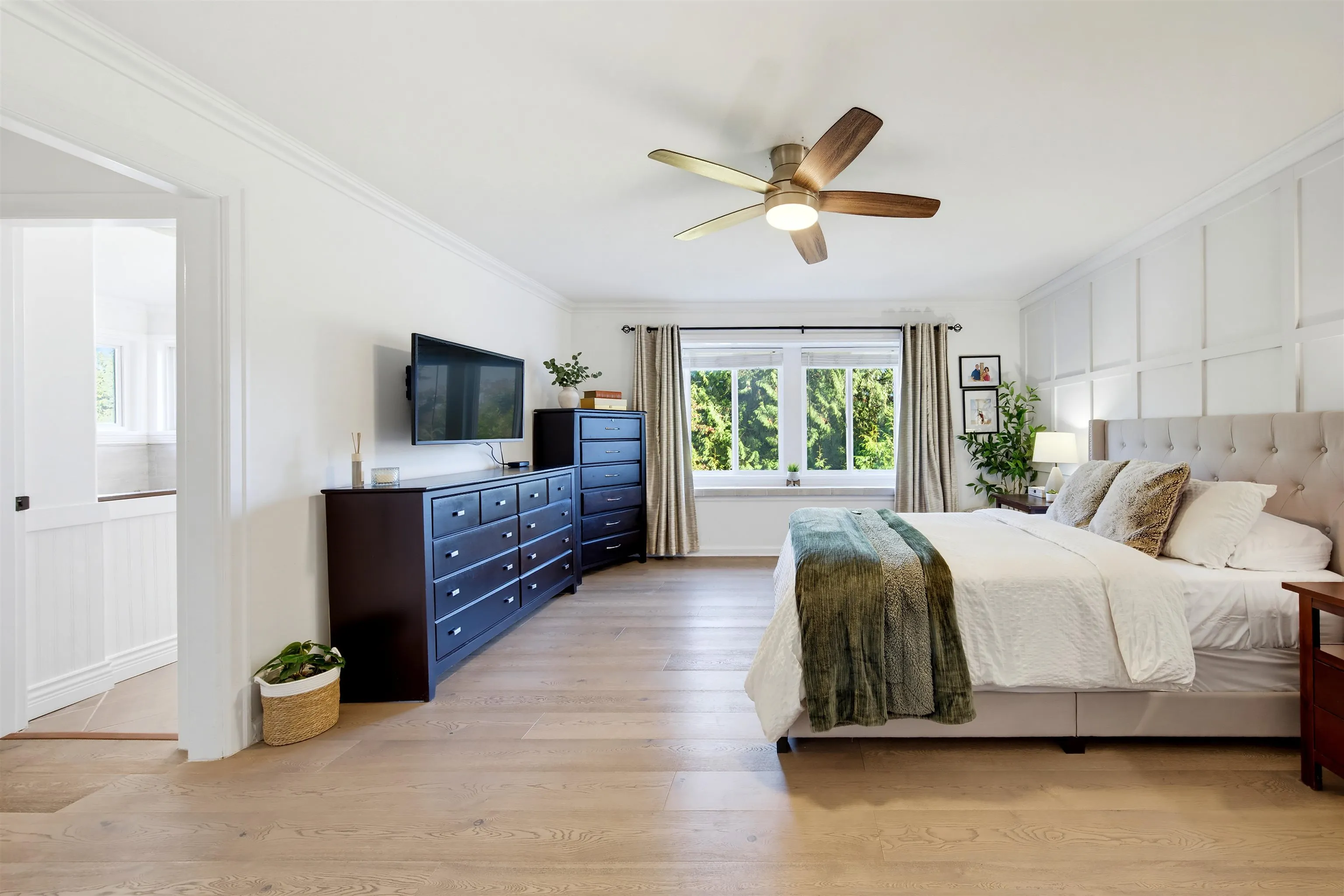 8256 170 Street