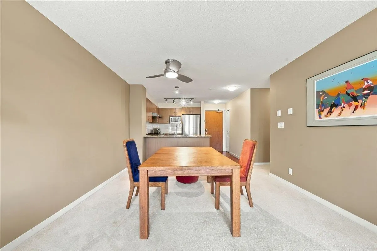 3097 Lincoln Avenue #301