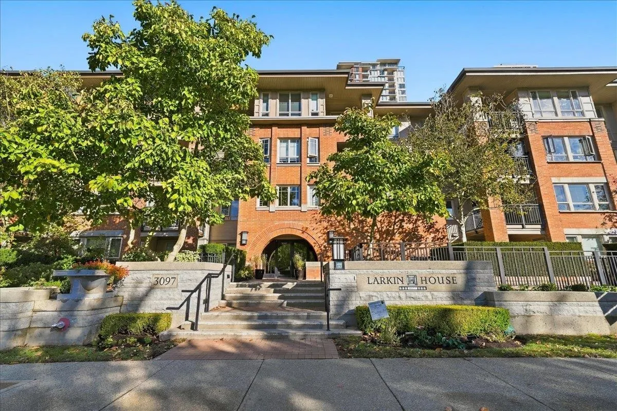 3097 Lincoln Avenue #301
