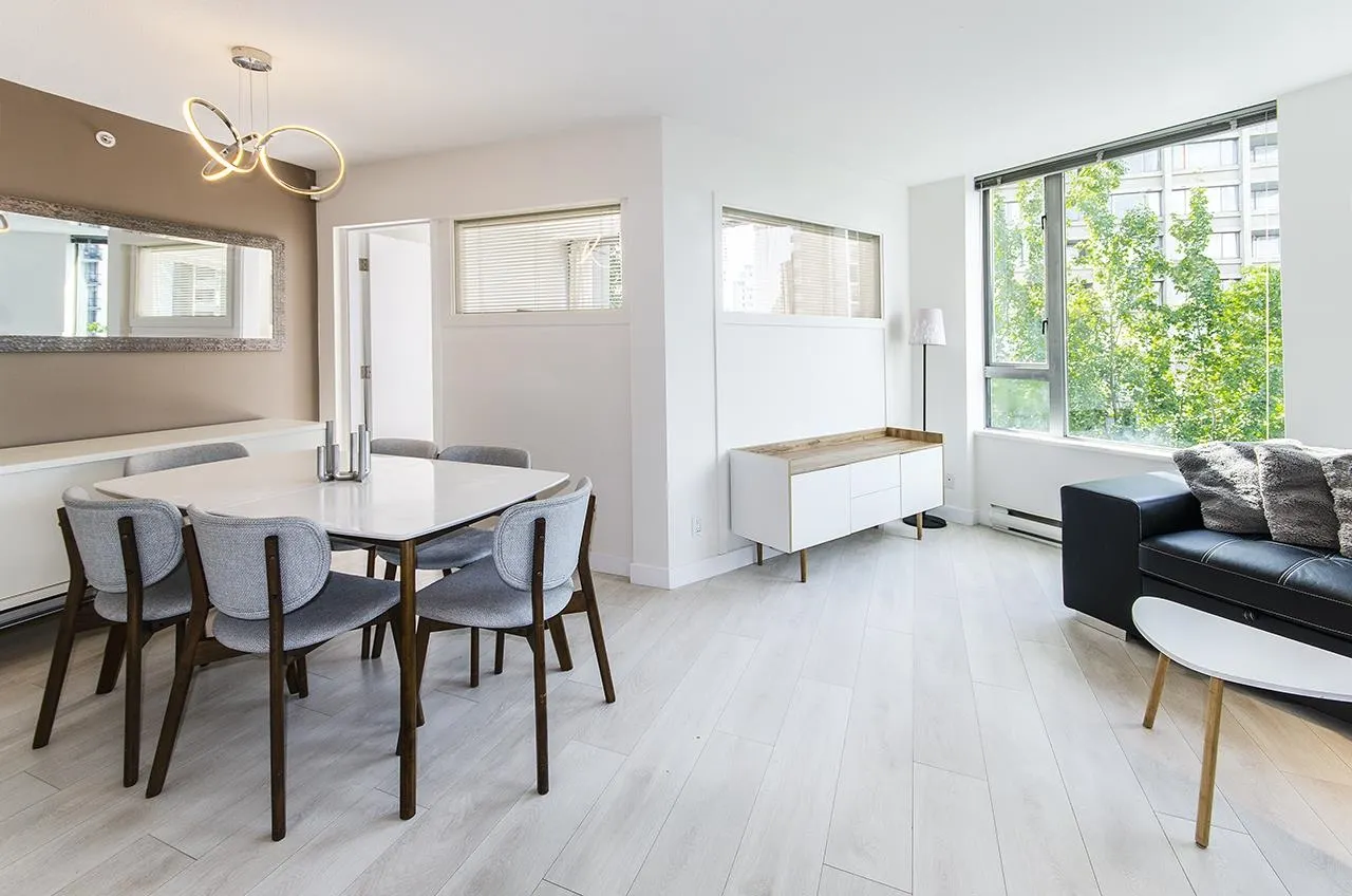 1277 Nelson Street #606