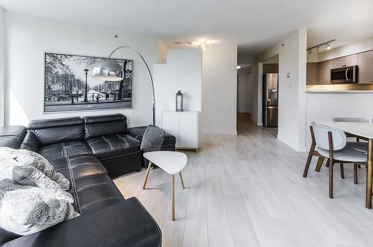 1277 Nelson Street #606