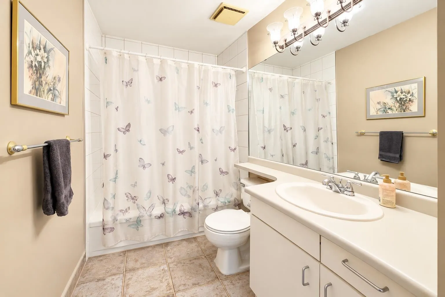 1140 Castle Crescent #202