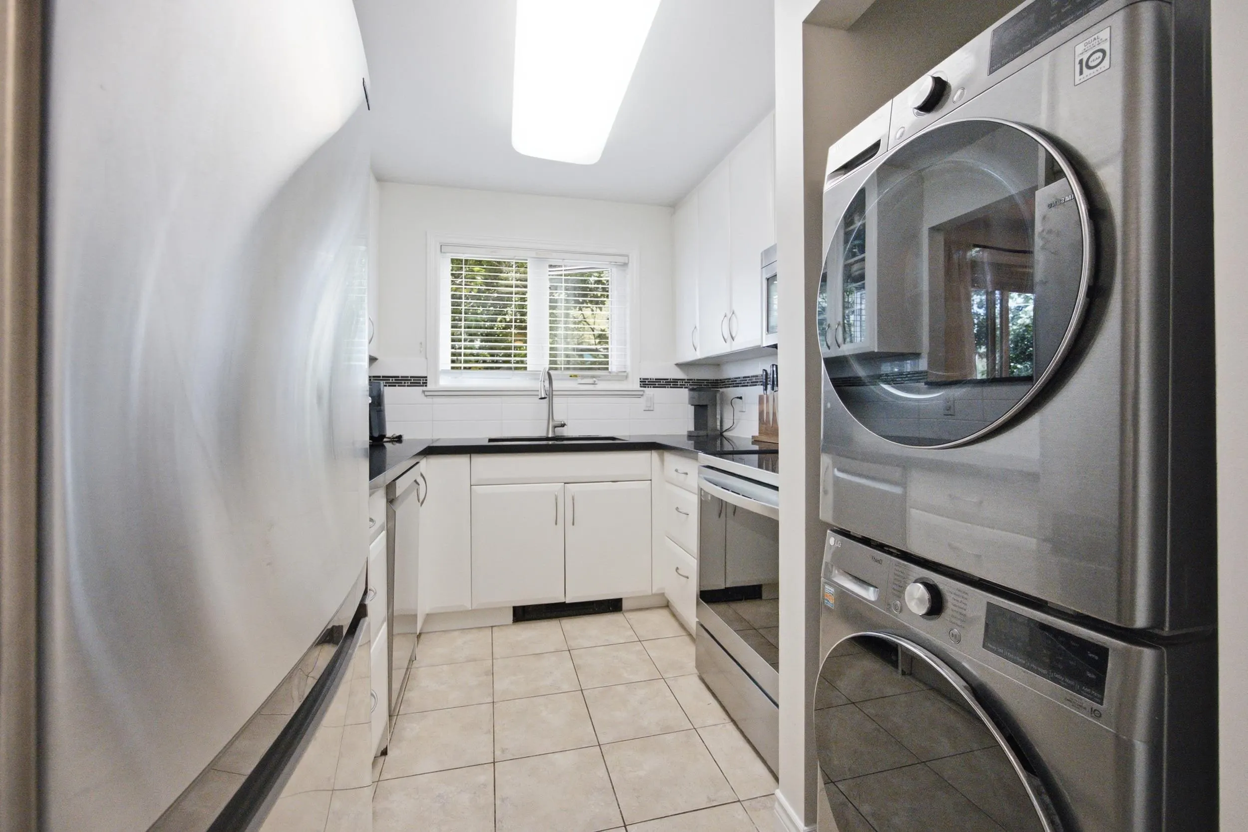 175 W 4th Street #101