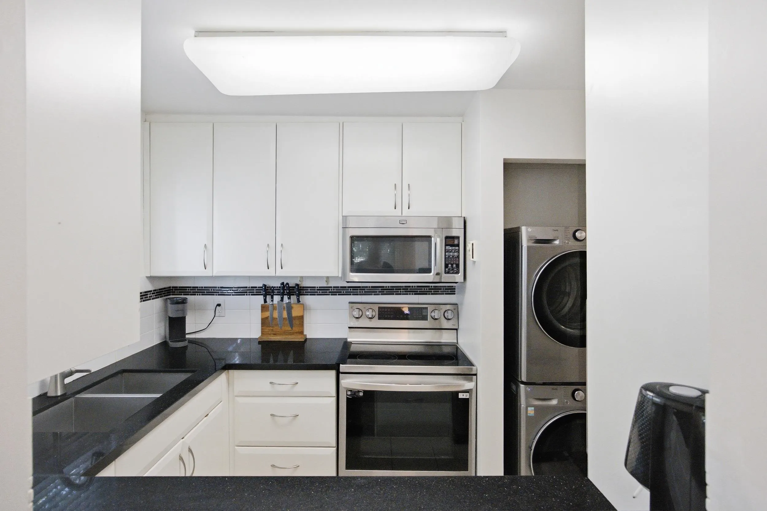175 W 4th Street #101