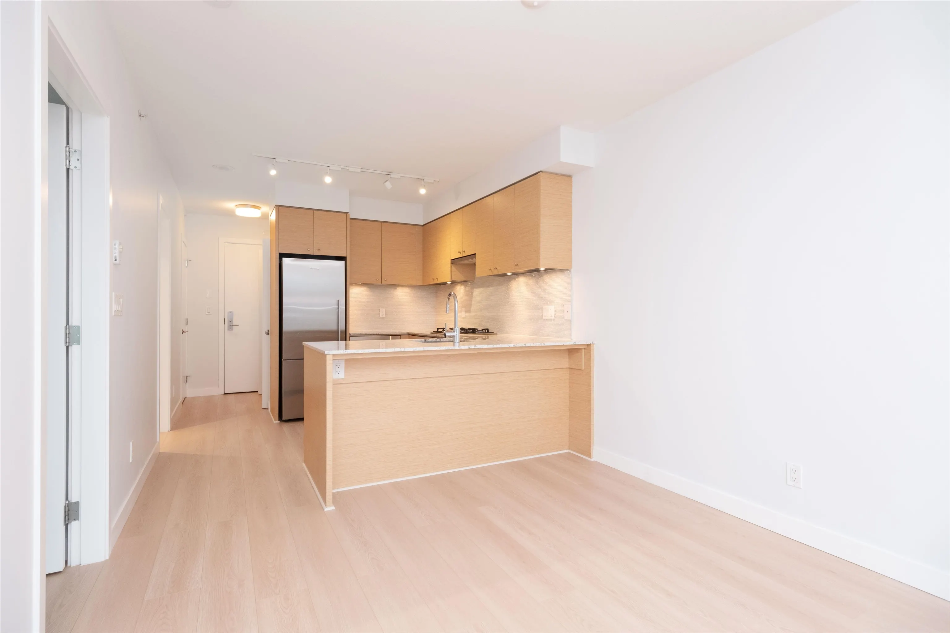 6180 Cooney Road #803